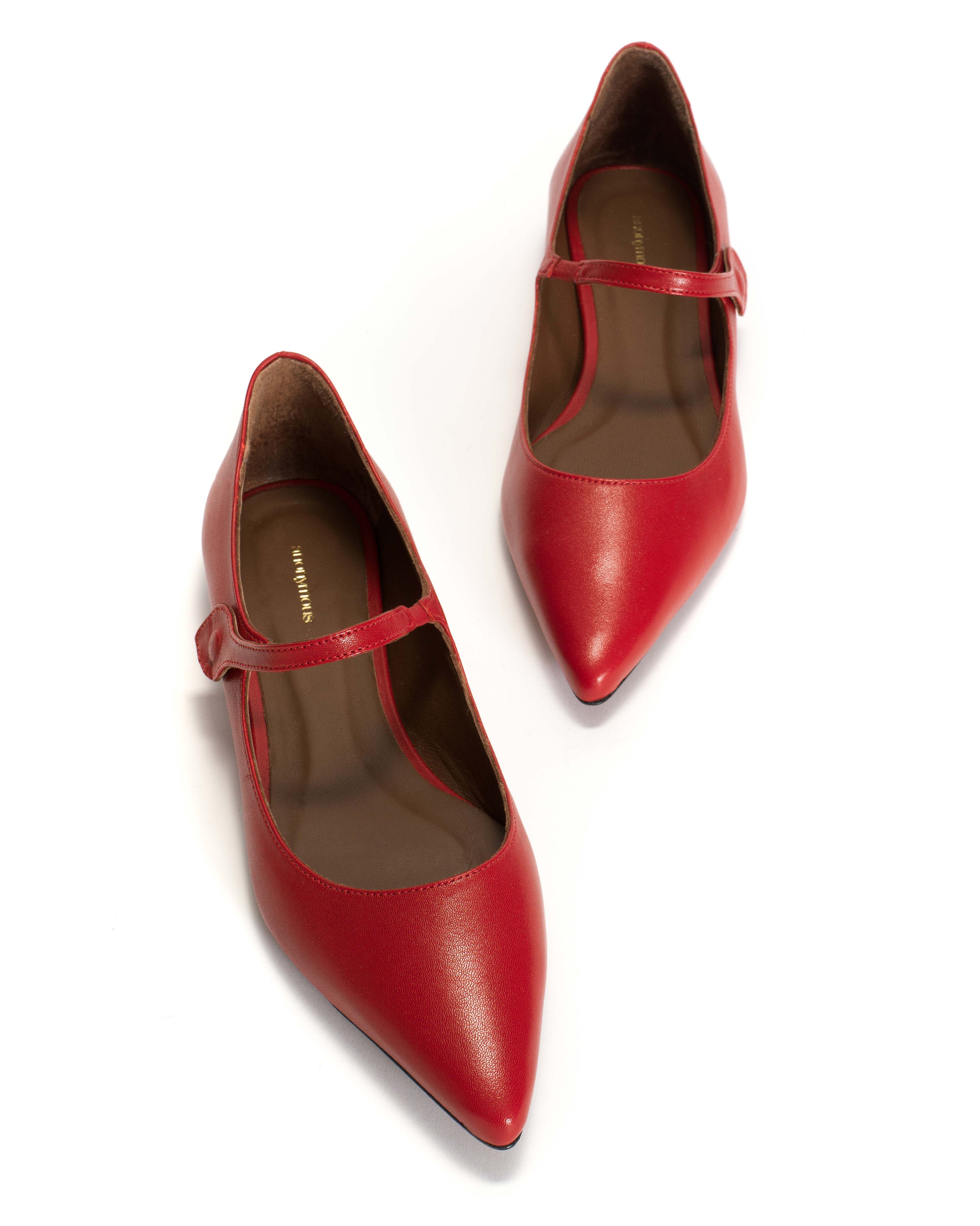 Fifi Shiny lamb Ruby red