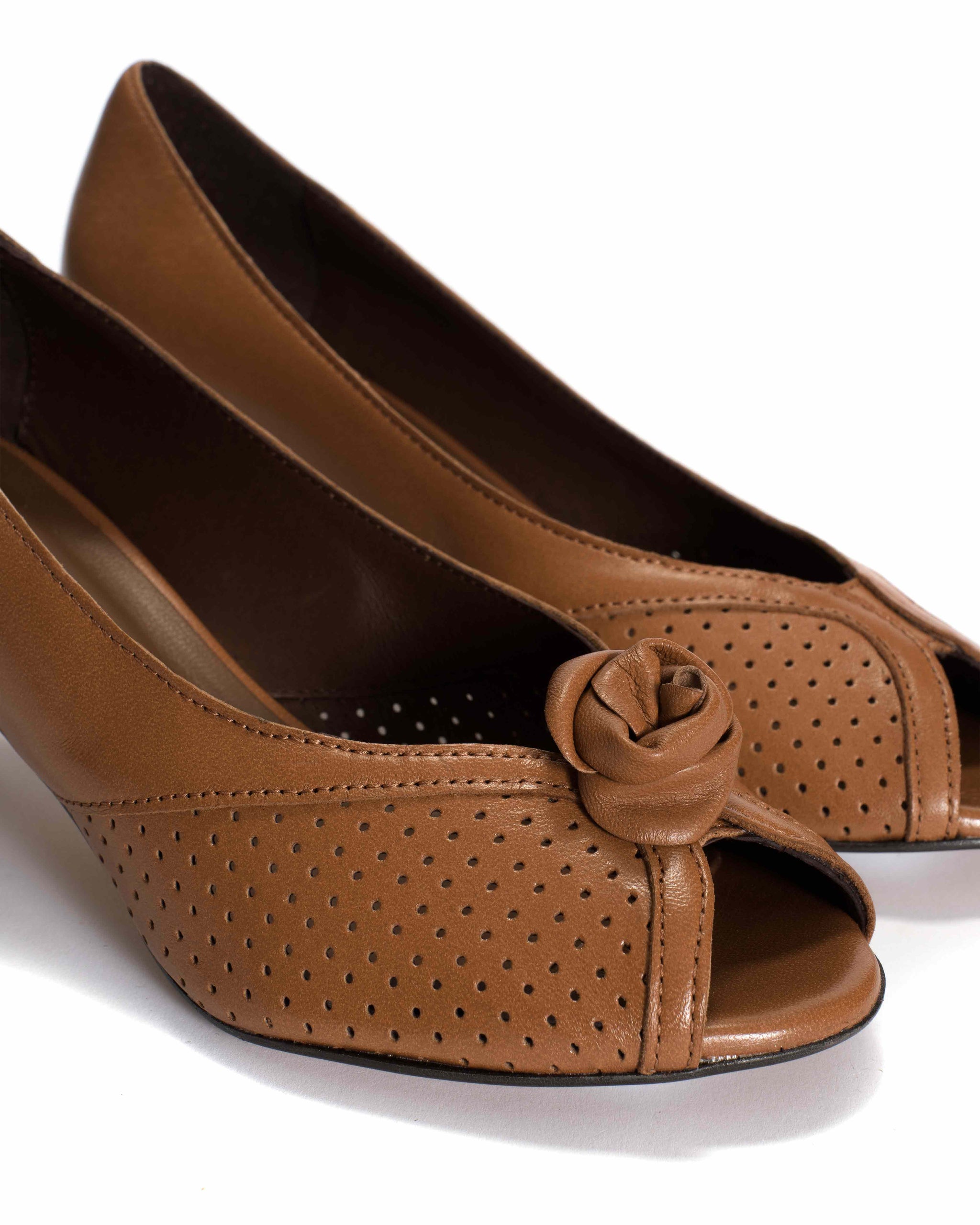 Rose shoe clip Shiny lamb Caramel - Anonymous Copenhagen Hair
