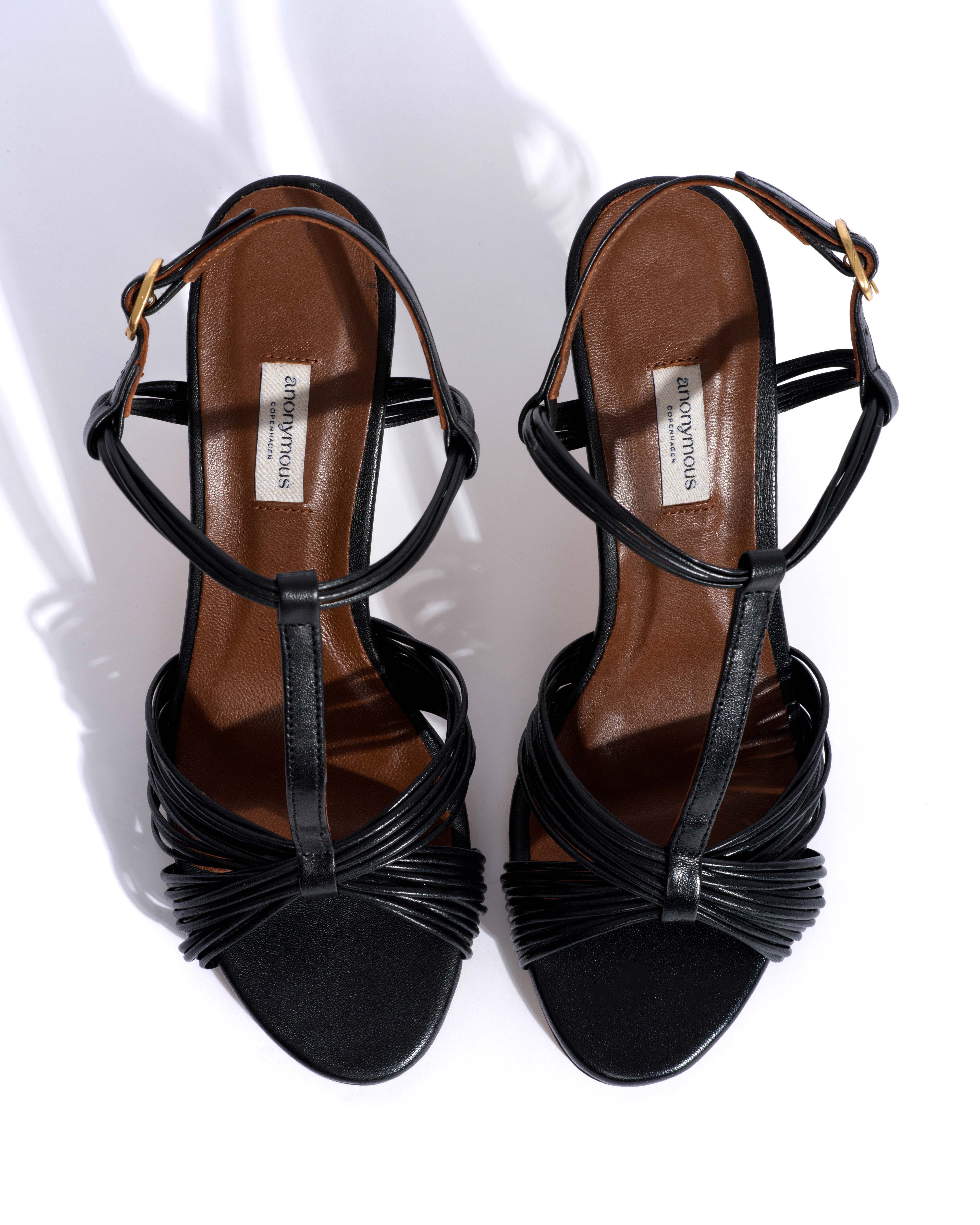 Alessandra 75 Shiny lamb Black