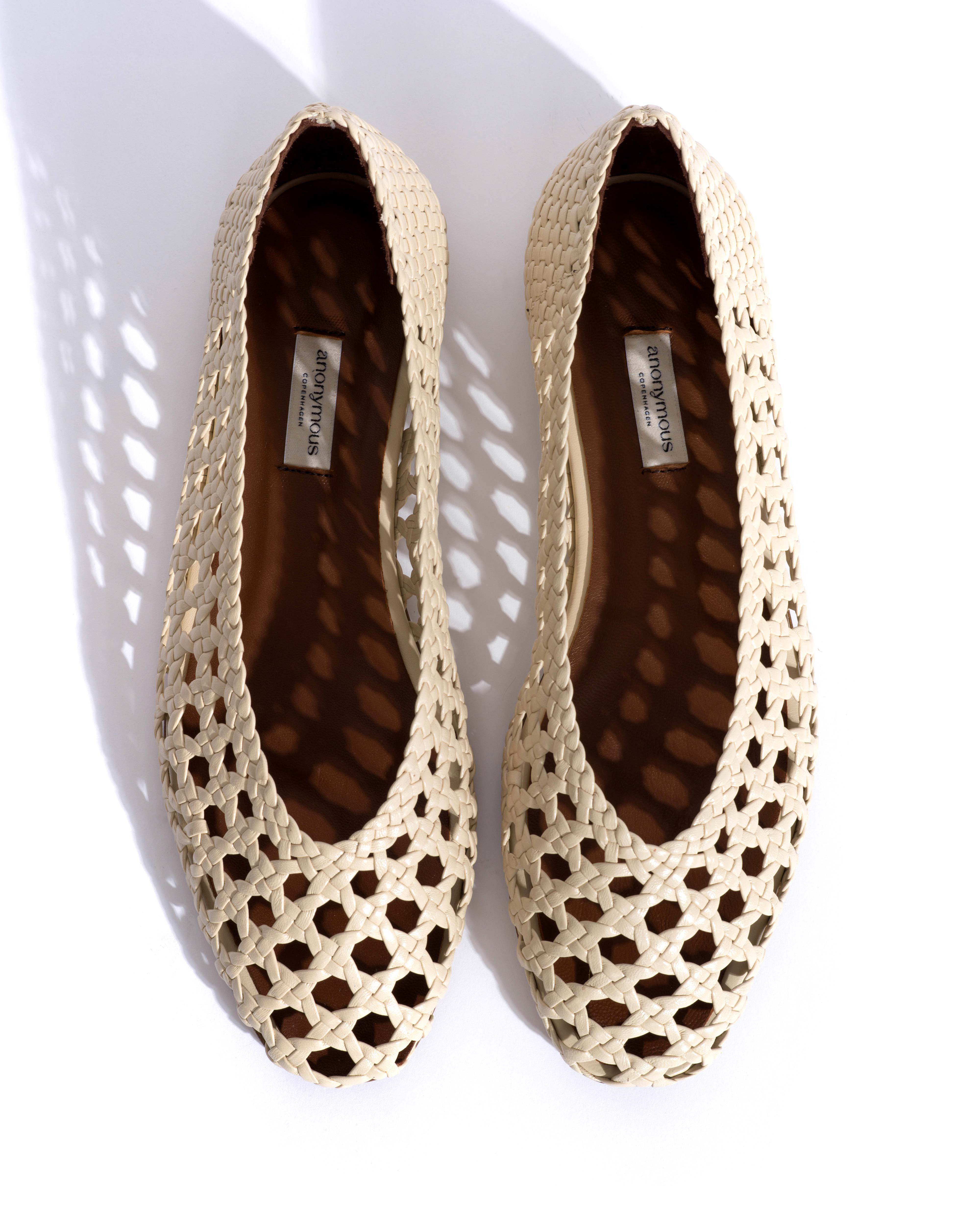 Sessi 10 hand-braided Hand-braided leather White sand