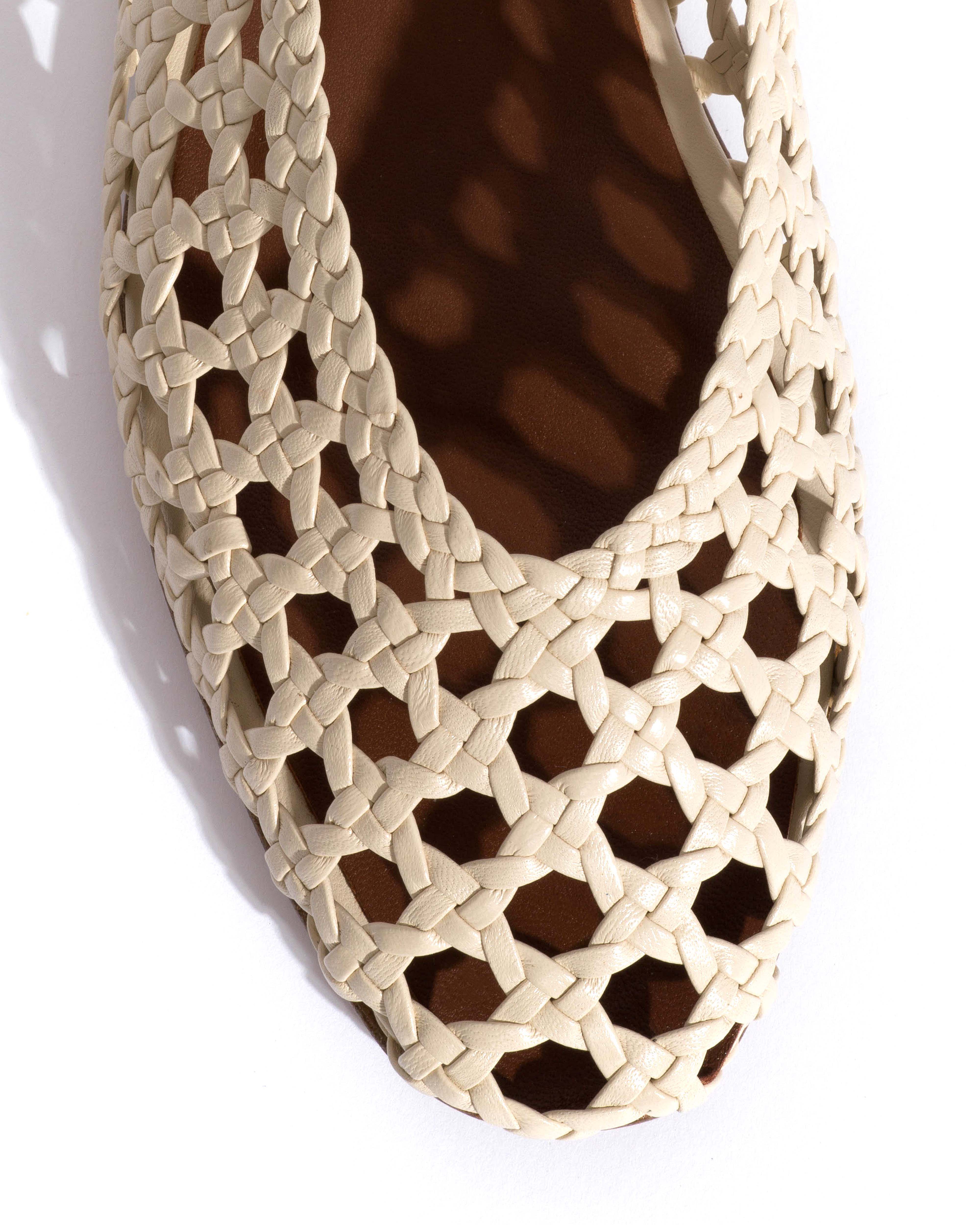 Sessi 10 hand-braided Hand-braided leather White sand
