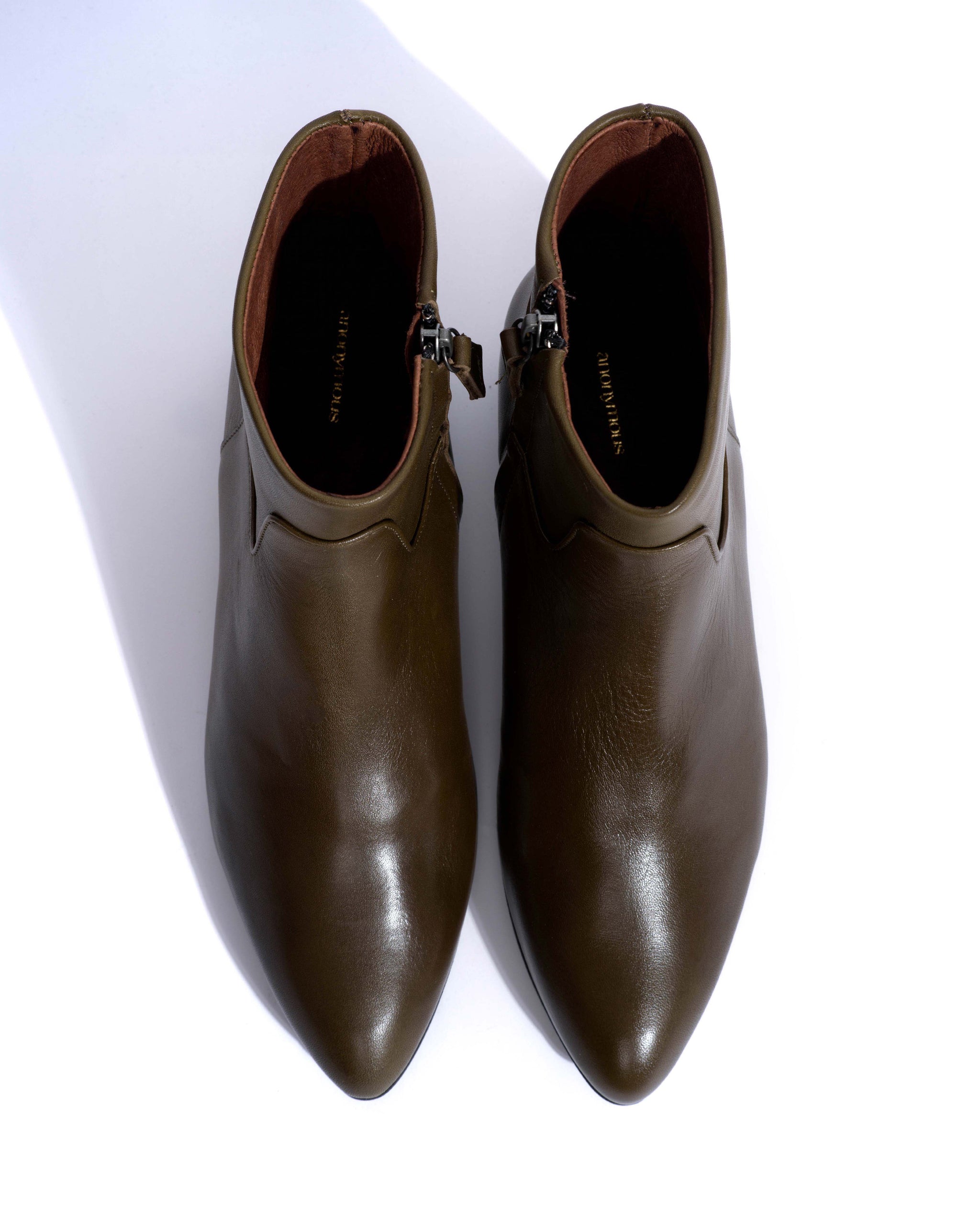 Morie 20 Vegetal soft calf Forrest green -