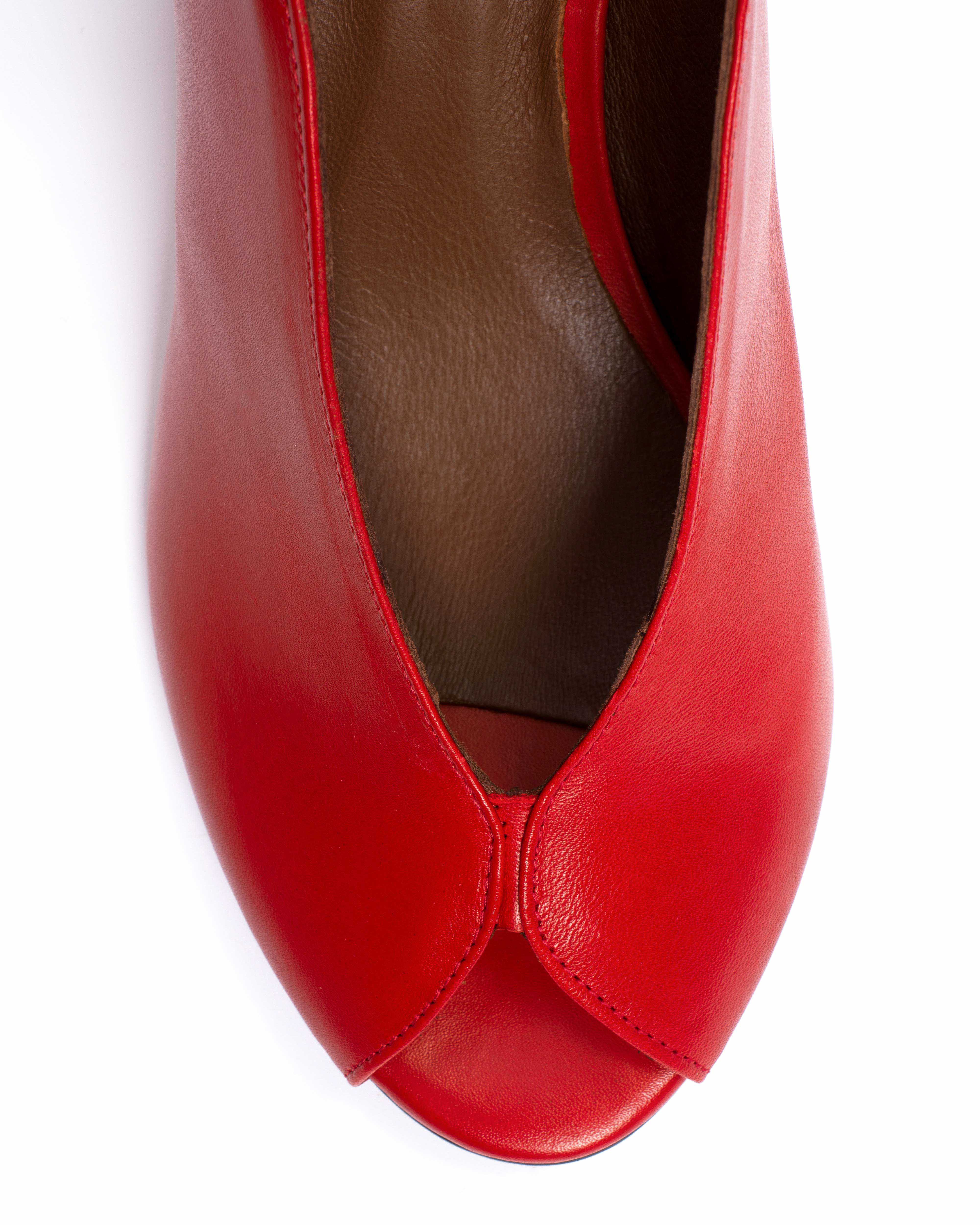 Trisia Soft calf Ruby red