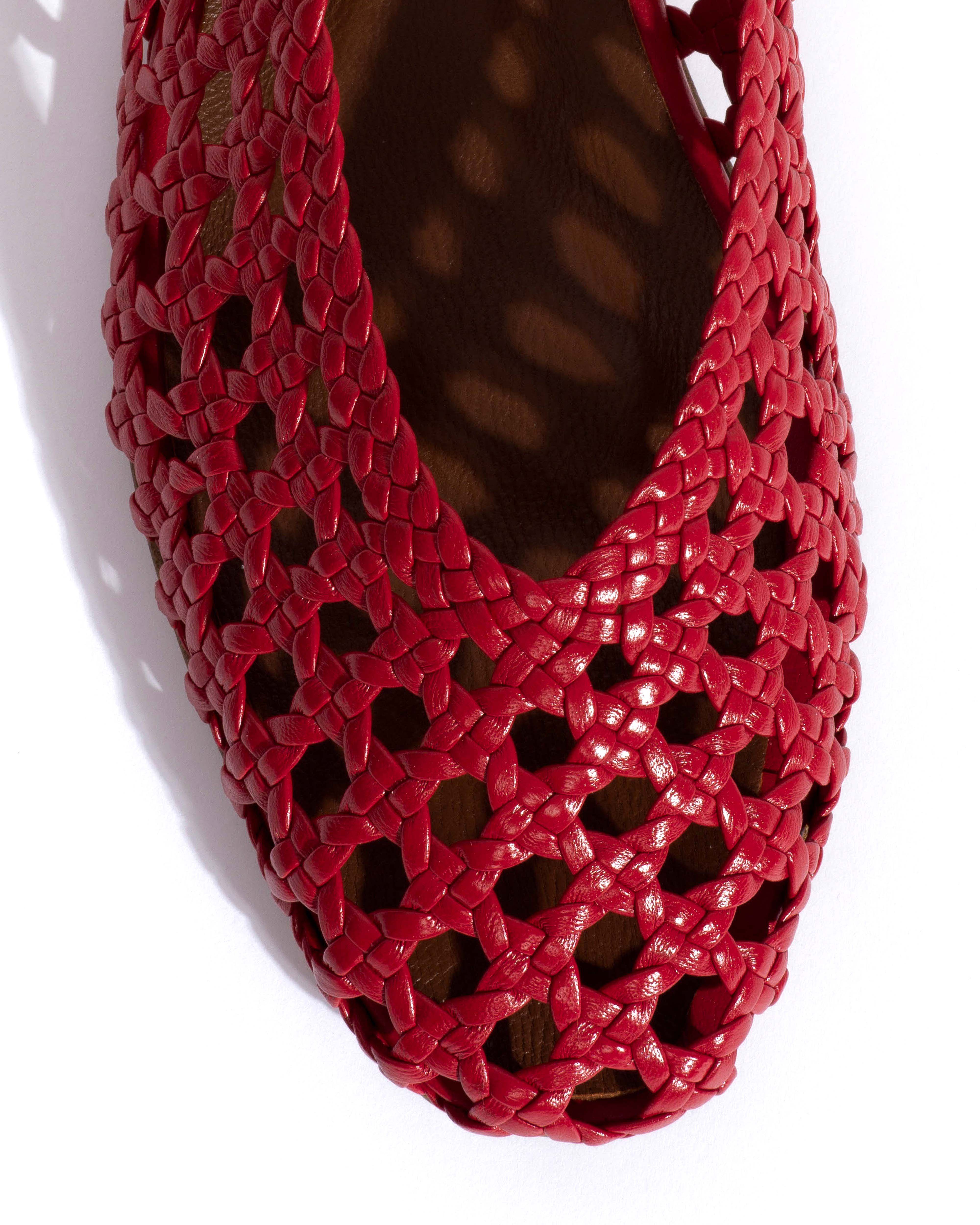 Sessi 10 hand-braided Hand-braided leather Ruby red