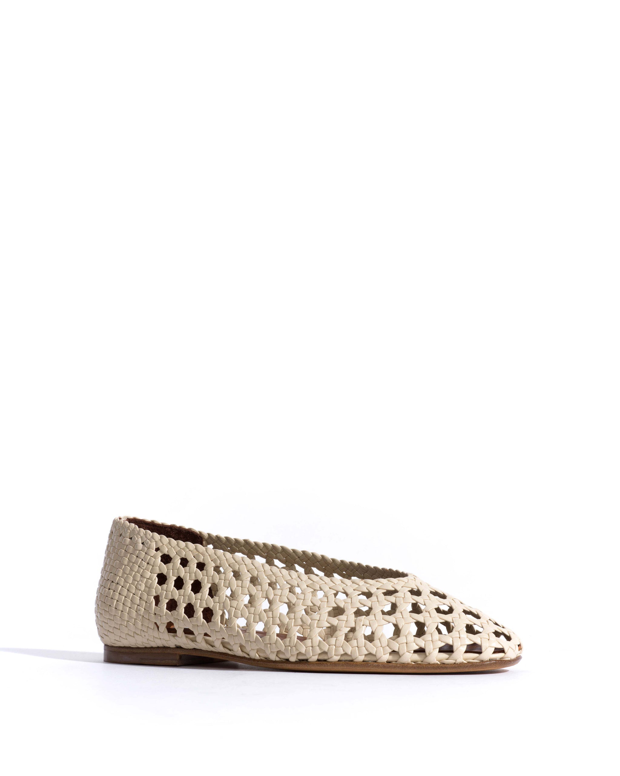 Sessi 10 Hand-braided leather White sand - Anonymous Copenhagen Flat-loafers & ballerinas & pumps