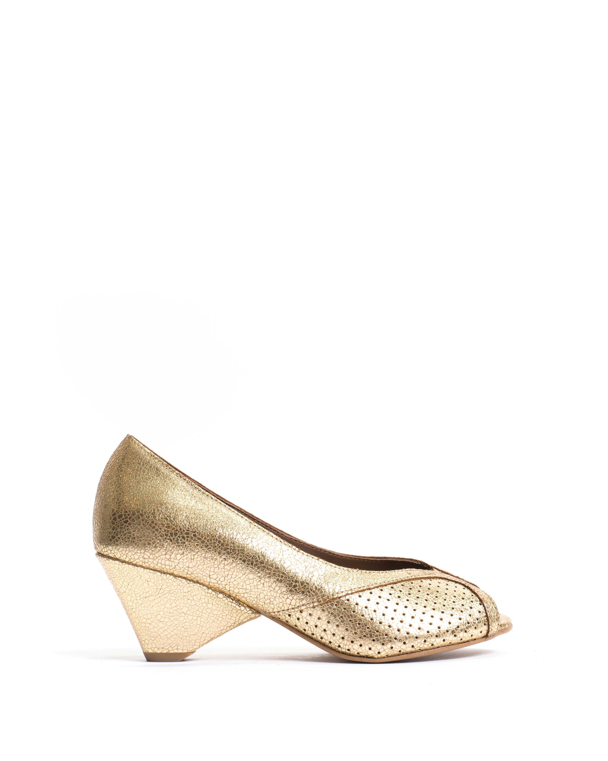 Tiffany triangle crackled metallic goat Gold - Anonymous Copenhagen