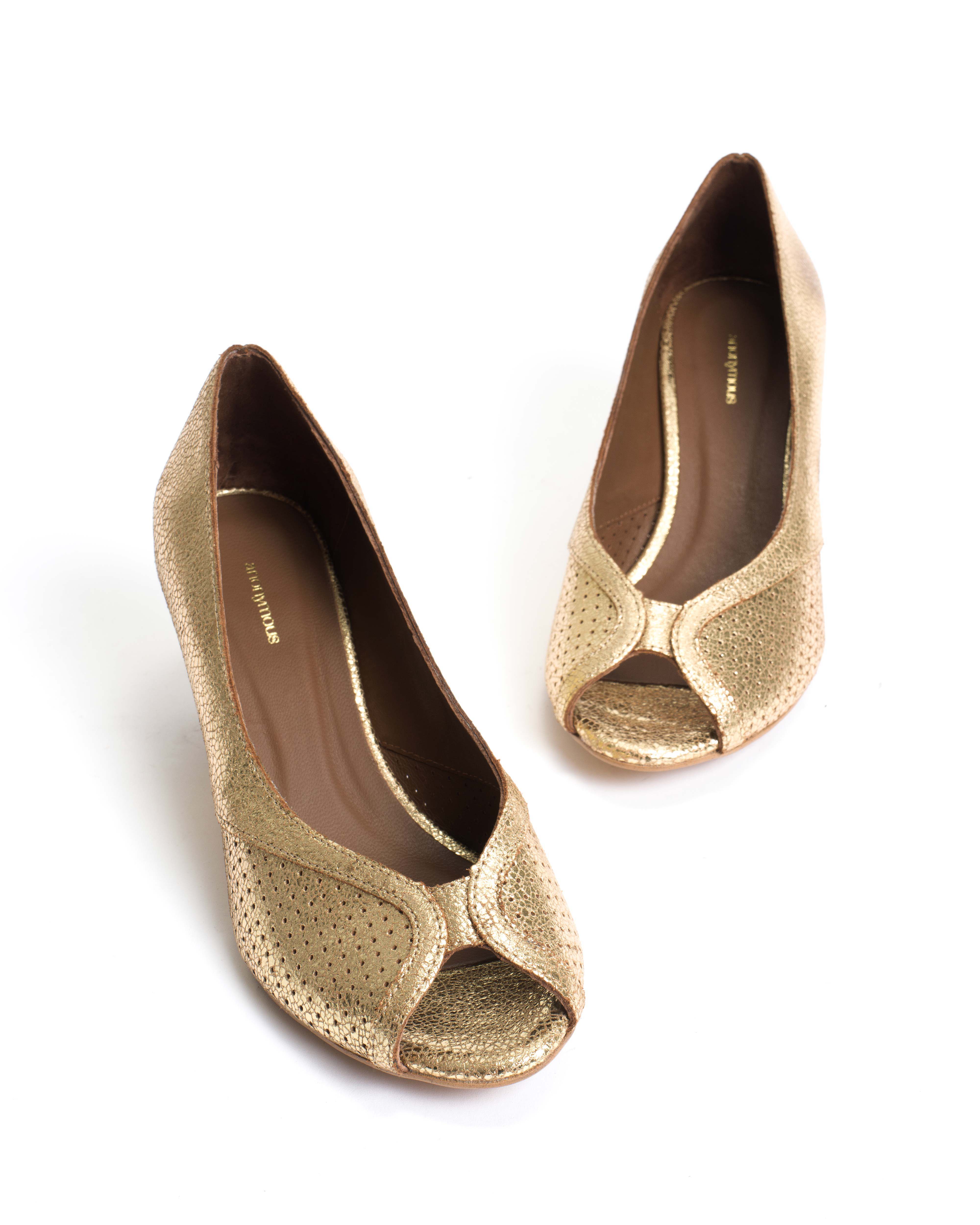 Tiffany triangle Crackled metallic goat Gold