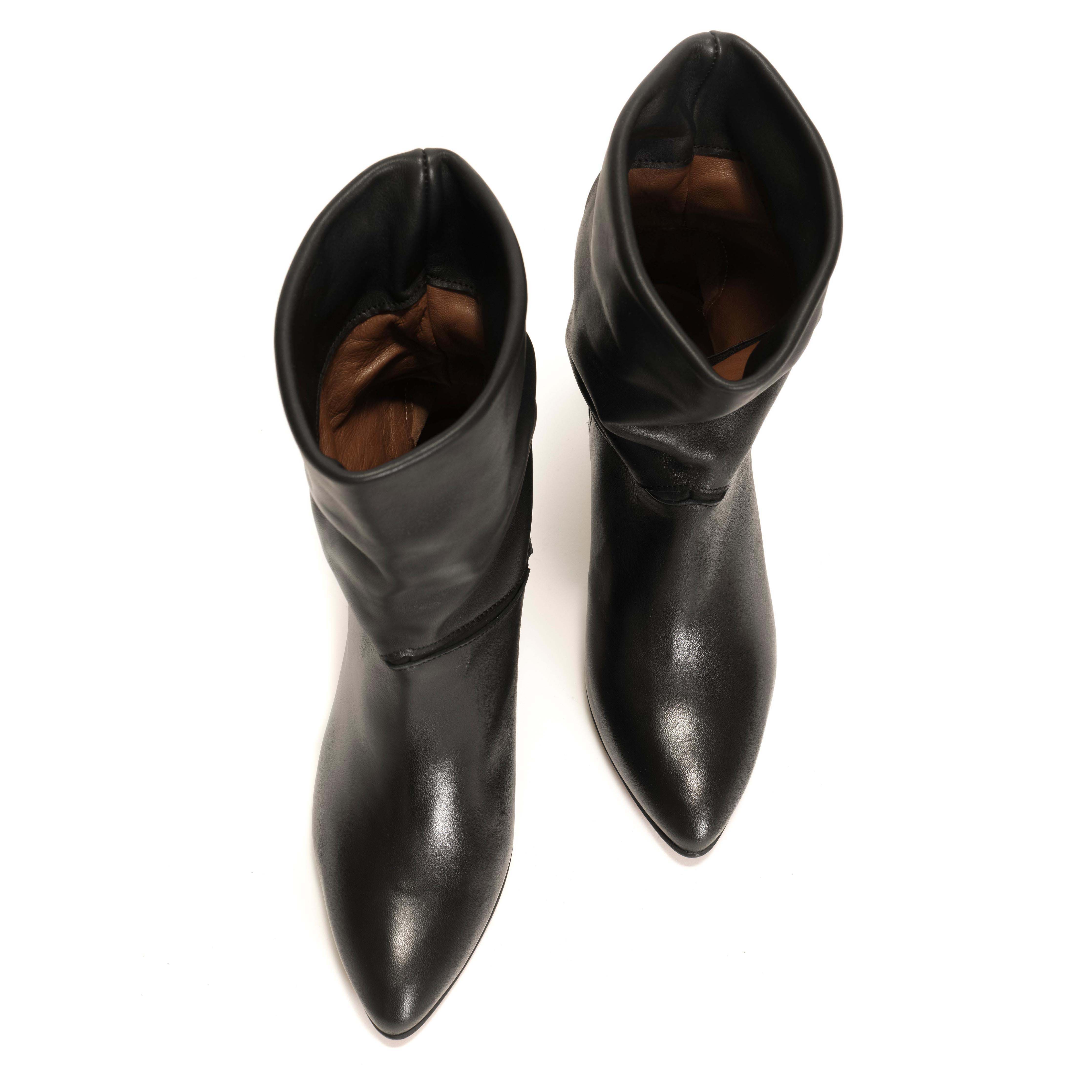 Jassi 50 stiletto Soft calf & suede leather Black