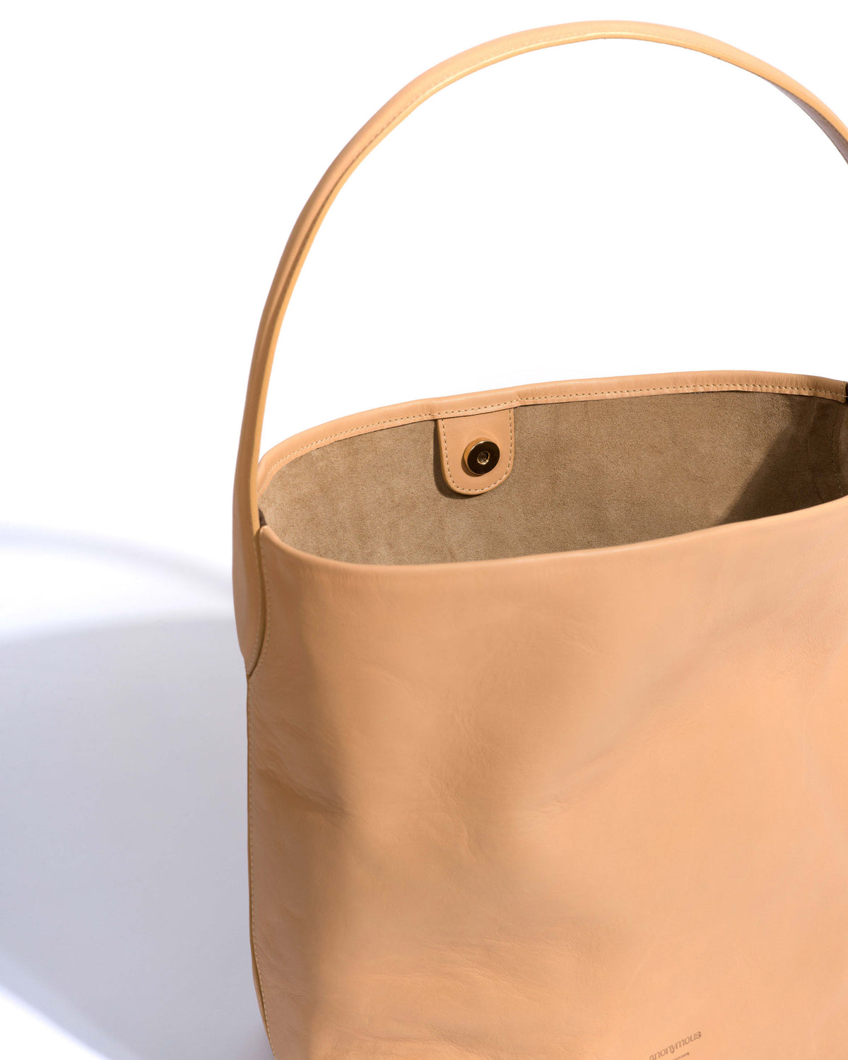 Versa everyday bag Vegetal soft calf Natural tan