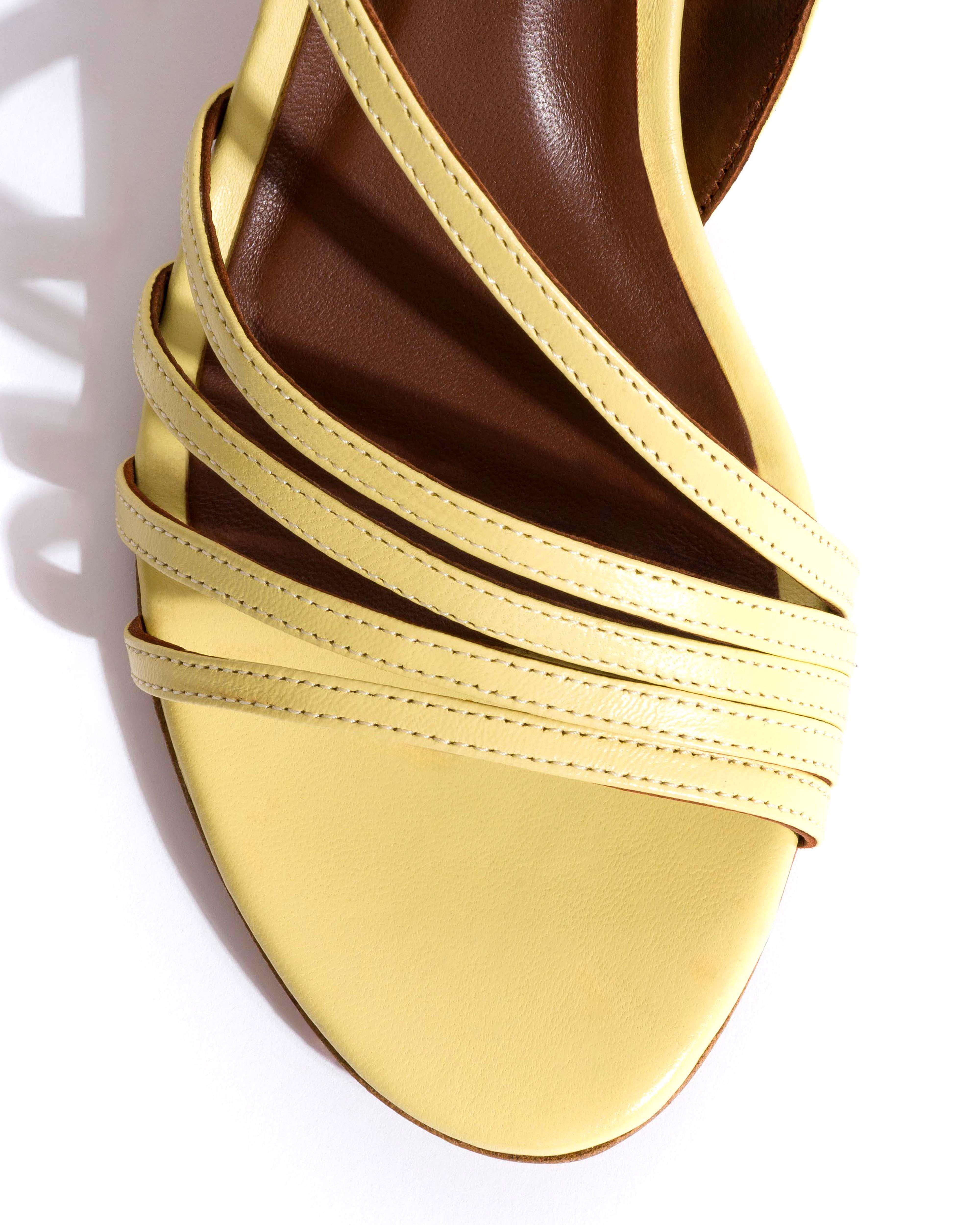 Naia 55 Shiny lamb Pineapple ice