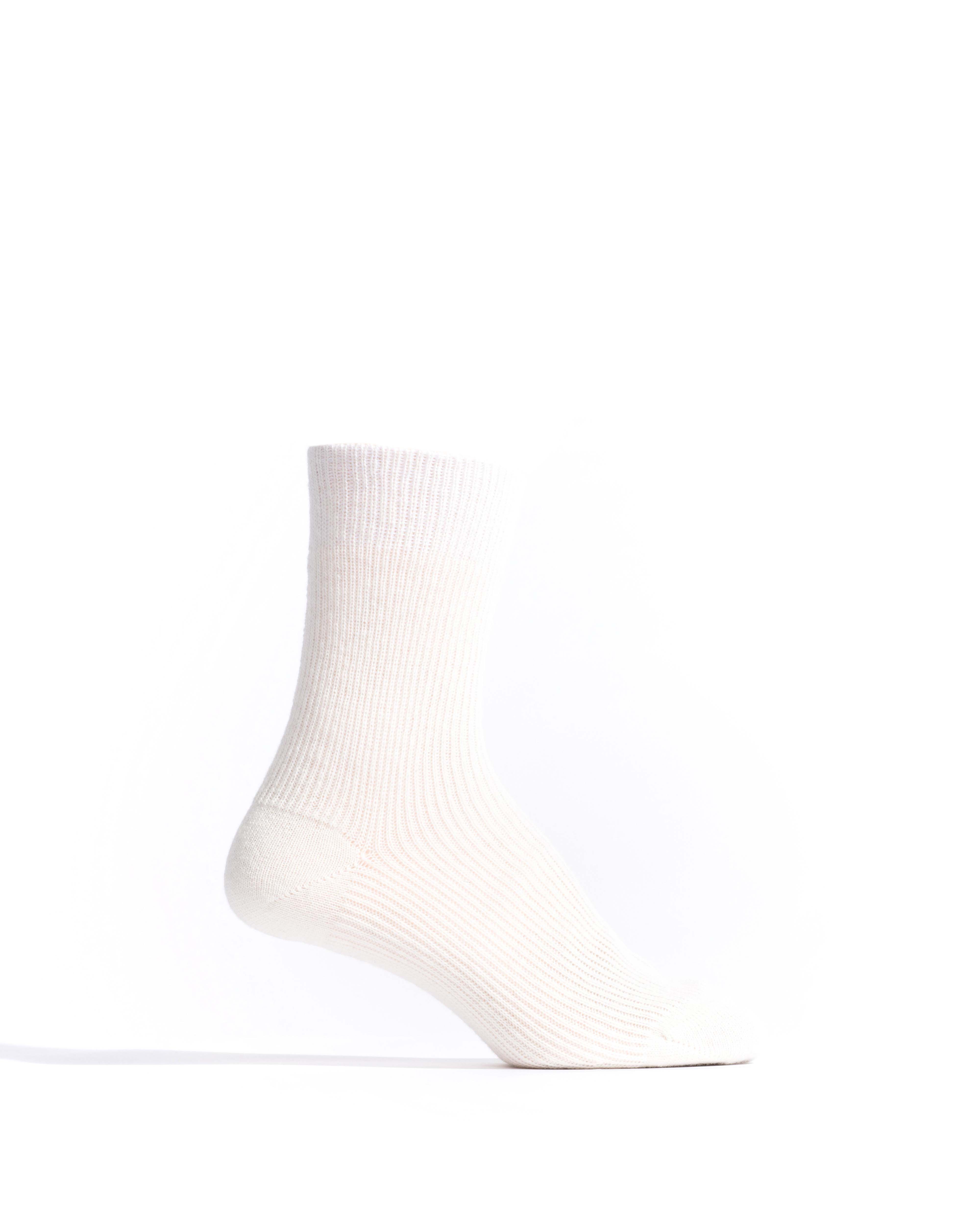 Lanai cashmere socks 70% wool 30% cashmere White sand