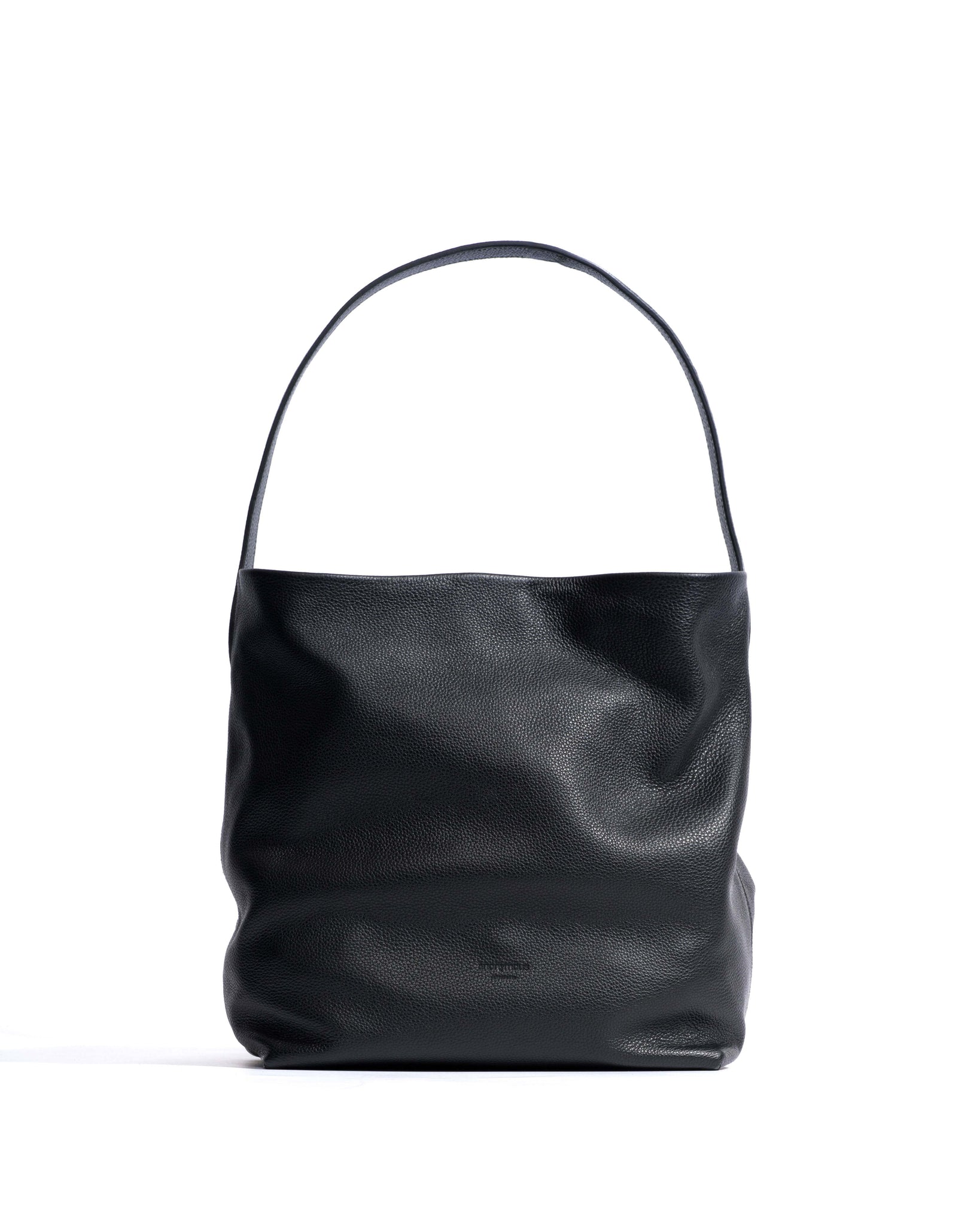 Versa slouchy everyday bag Pebbled soft calf Black