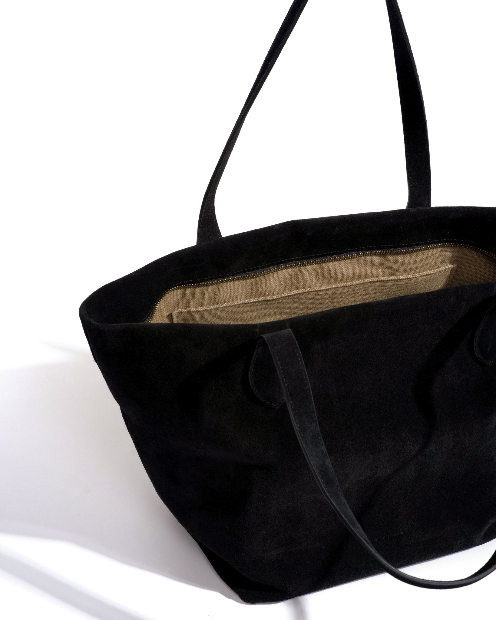 Arya carryall bag Calf suede Black - Anonymous Copenhagen