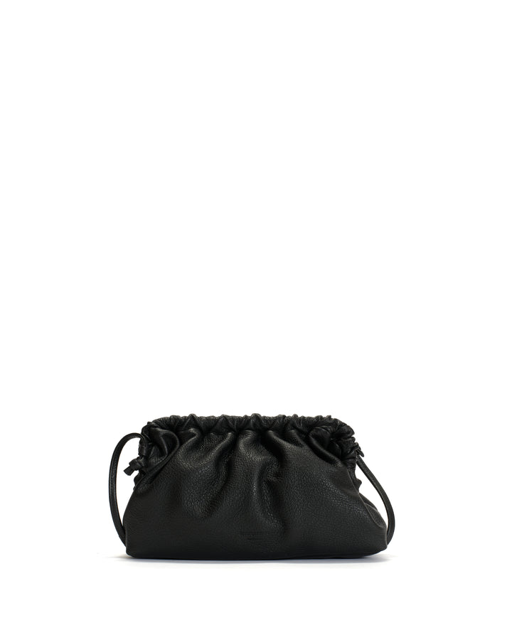 anonymous copenhagen Hally grand cloud bag Grained chevre goat Black