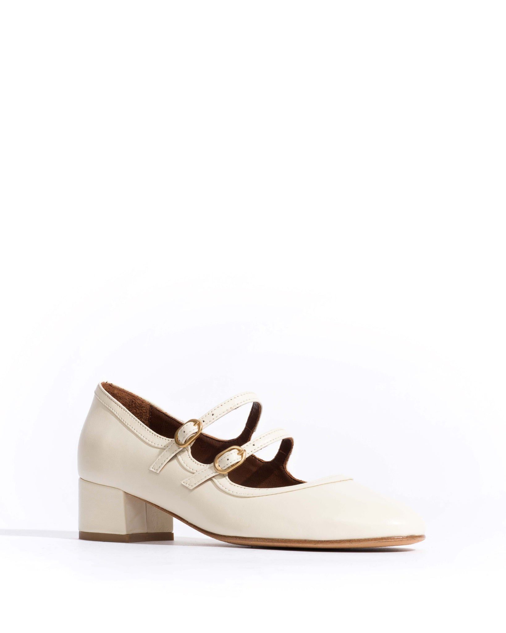 Balie 40 Shiny lamb White sand