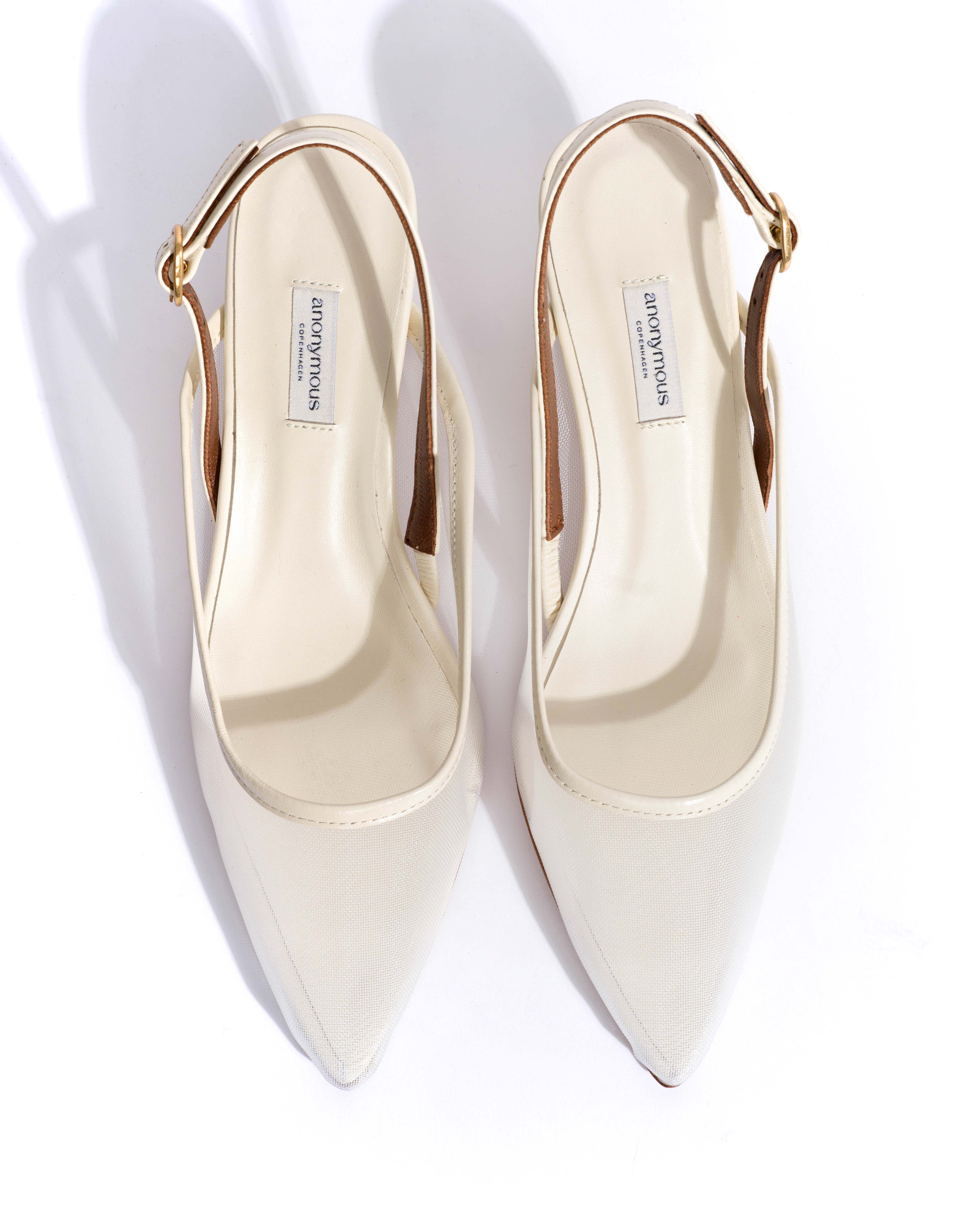 Fanny 40 stiletto mesh Shiny lamb & mesh White sand