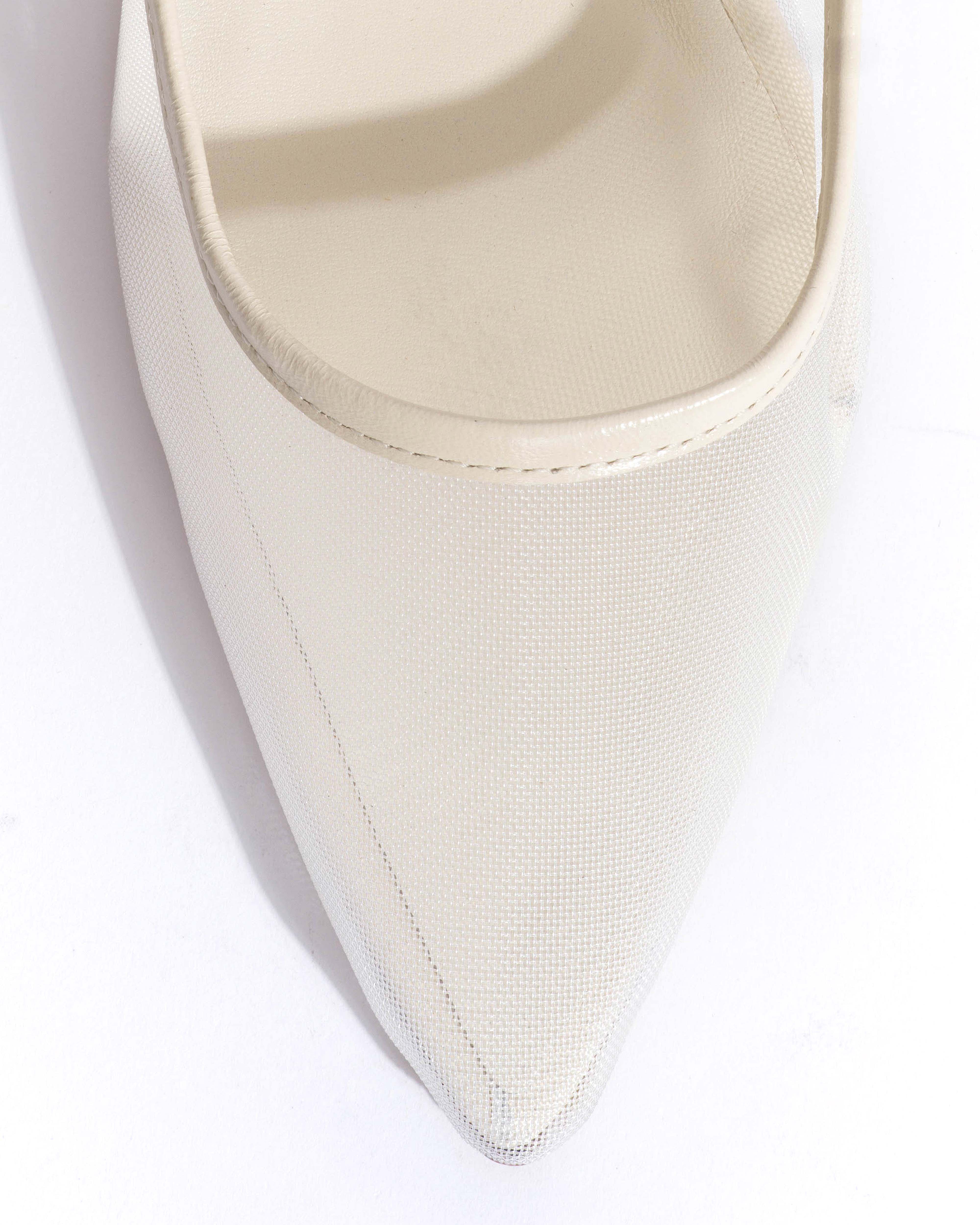 Fanny 40 stiletto mesh Shiny lamb & mesh White sand