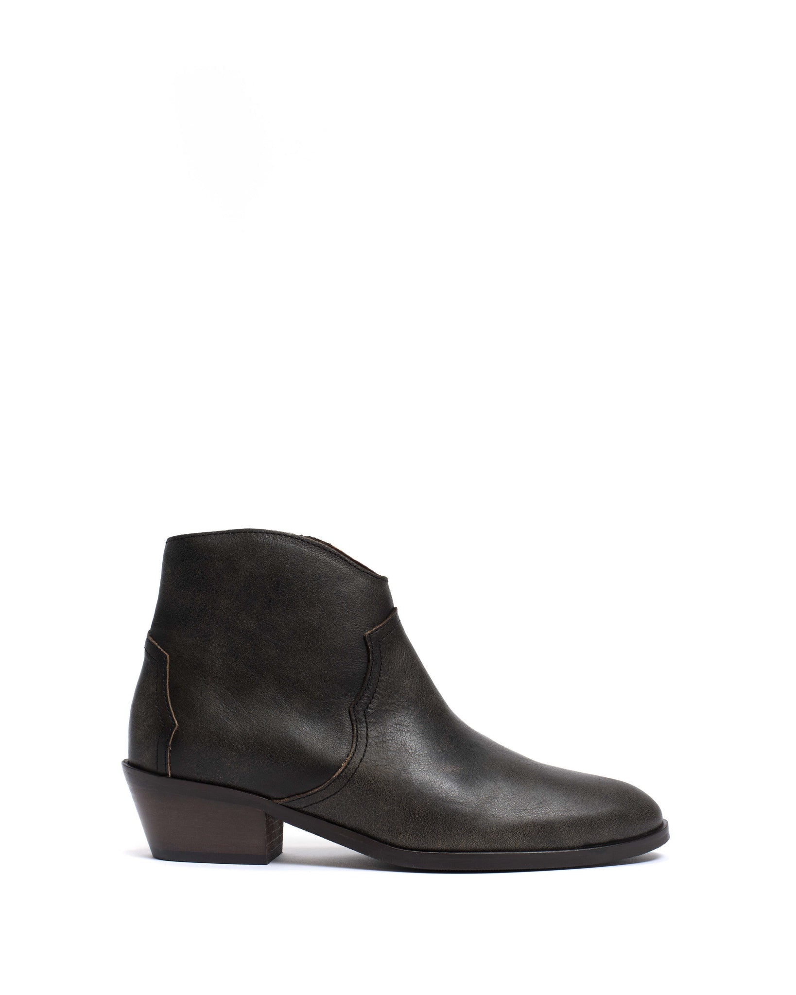 Fiona 35 Distressed vegetable tanned calf Off black - Anonymous Copenhagen