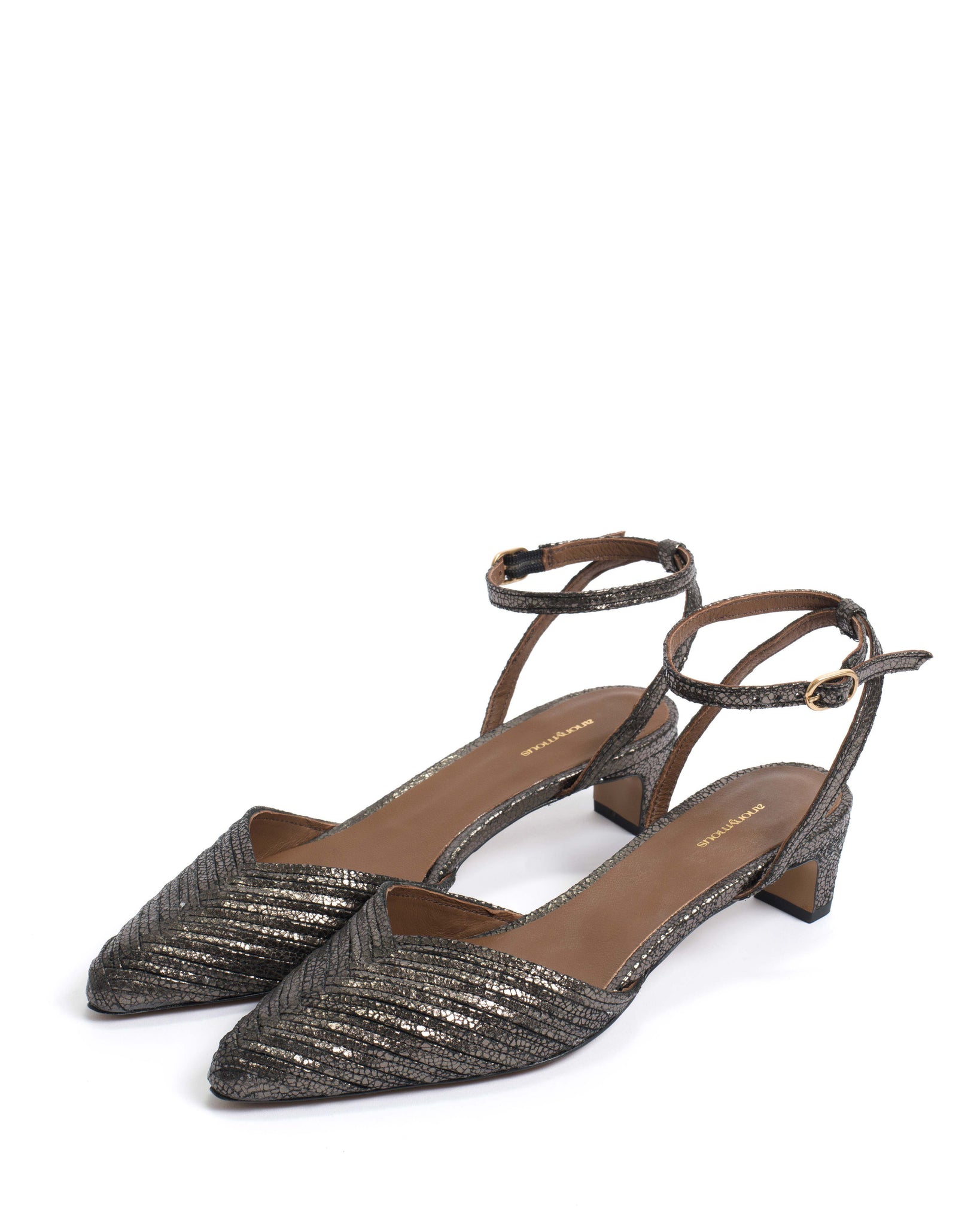 Givia 40 Crackled metallic goat Platinum - Anonymous Copenhagen