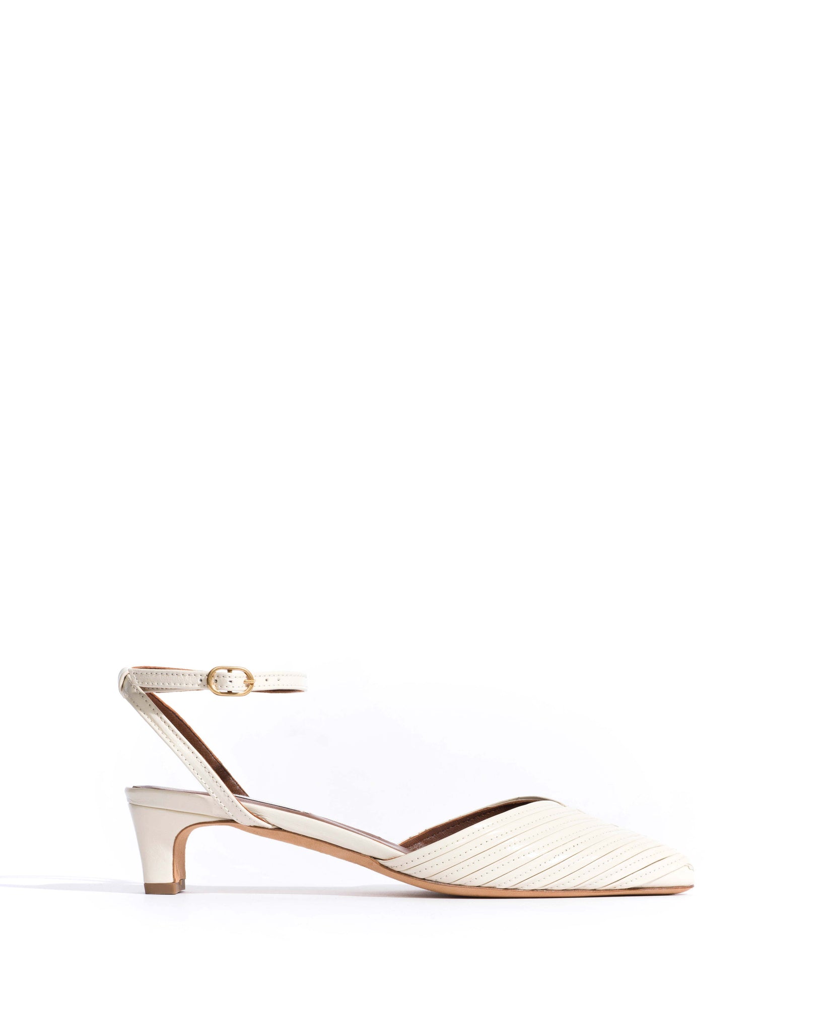 Givia 40 Crinkled polished goat White sand