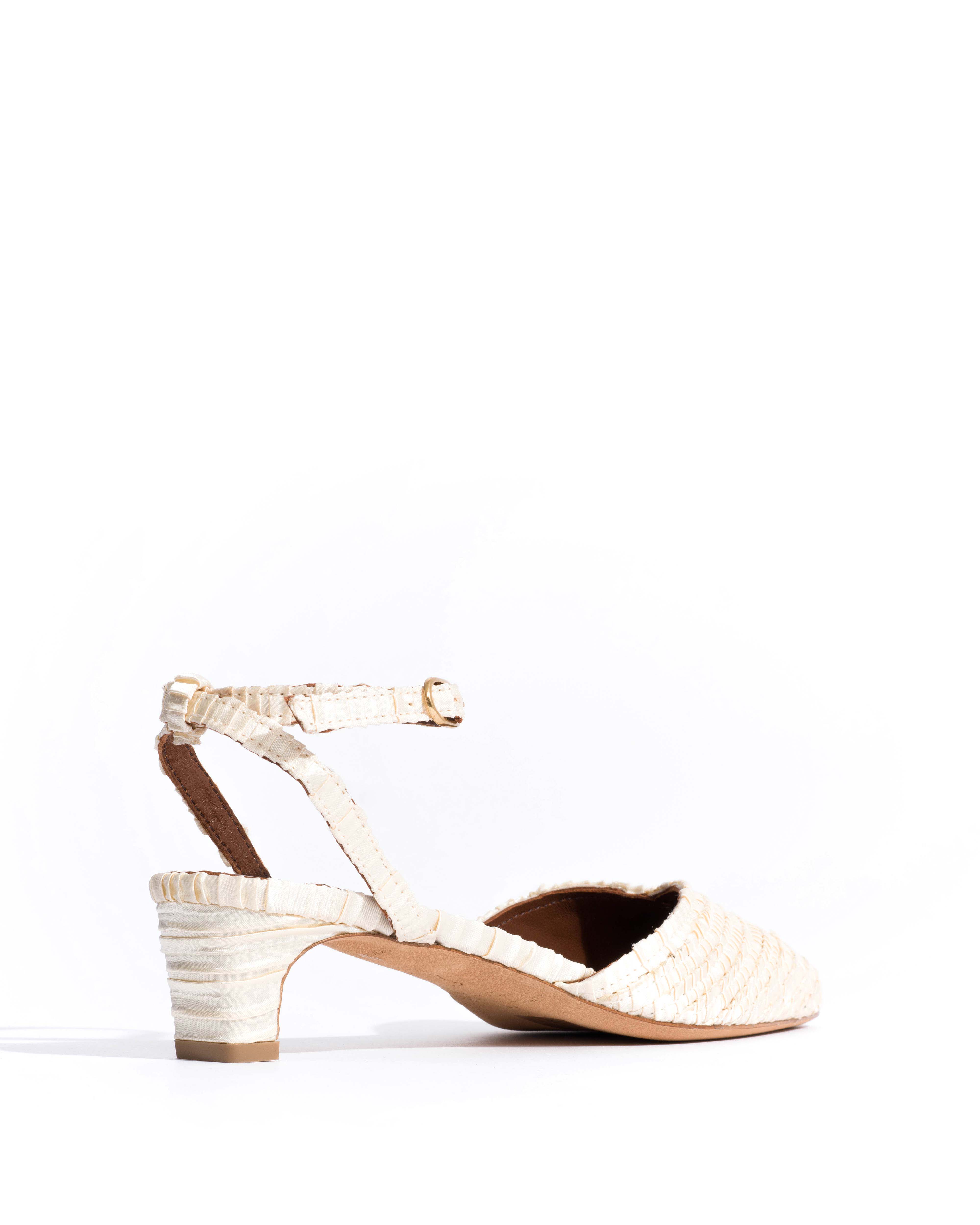 Givia 40 Pleated satin Creamy white
