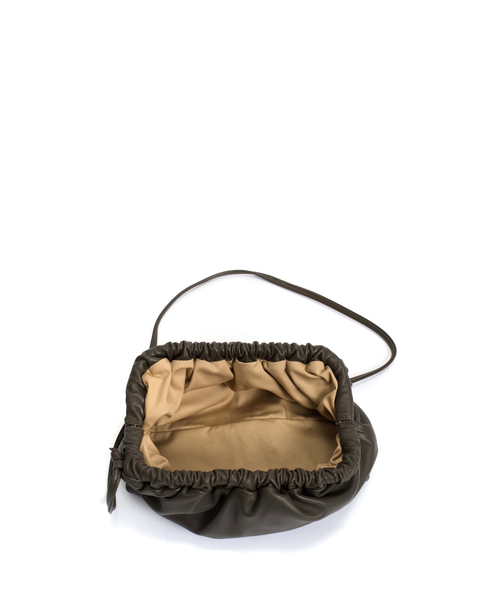 Hally grand cloud bag Shiny lamb Moss green - Anonymous Copenhagen