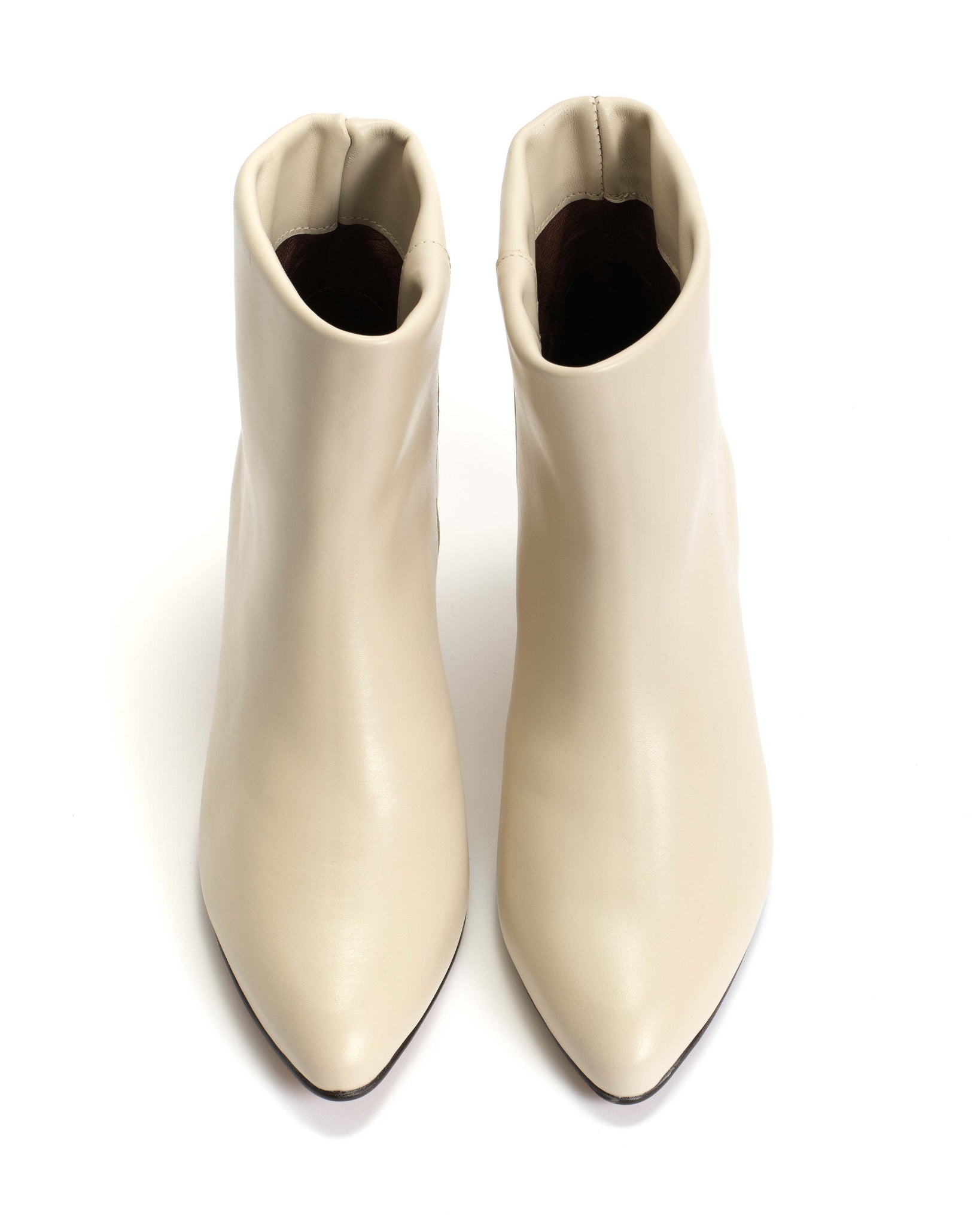 Hilly 50 stiletto Soft calf White sand - Anonymous Copenhagen