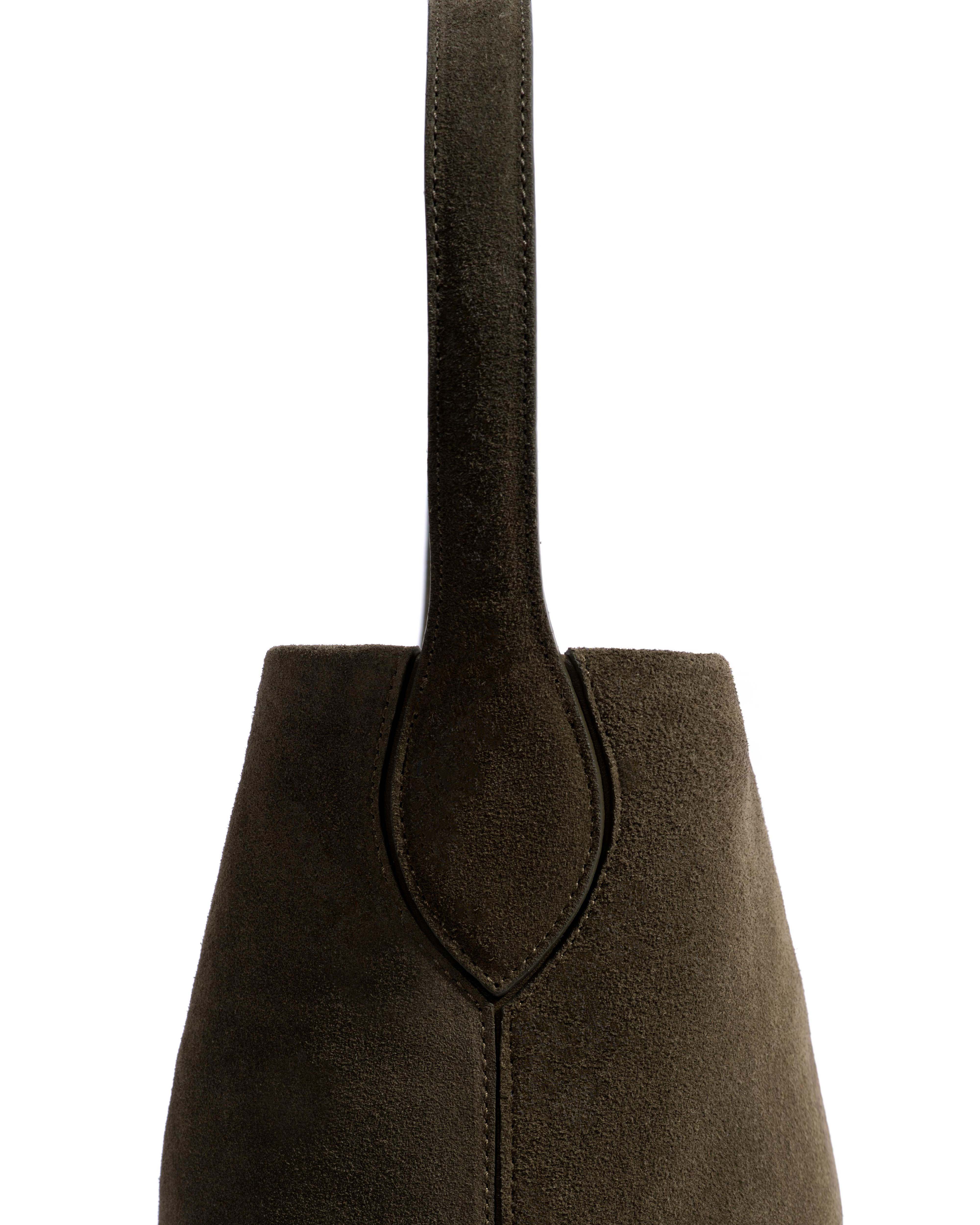 Versa everyday bag Calf suede Moss green