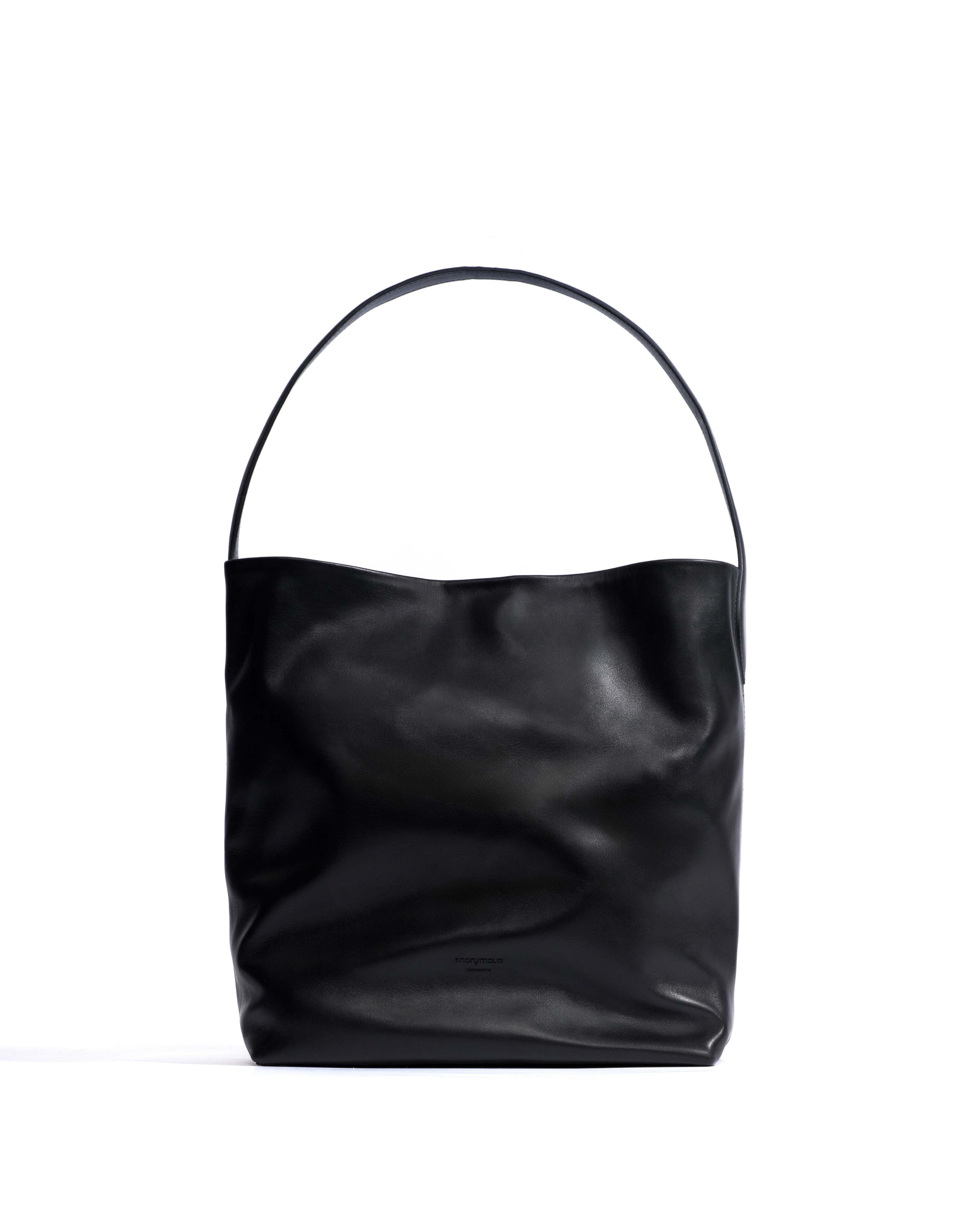 Versa slouchy everyday bag Soft calf Black