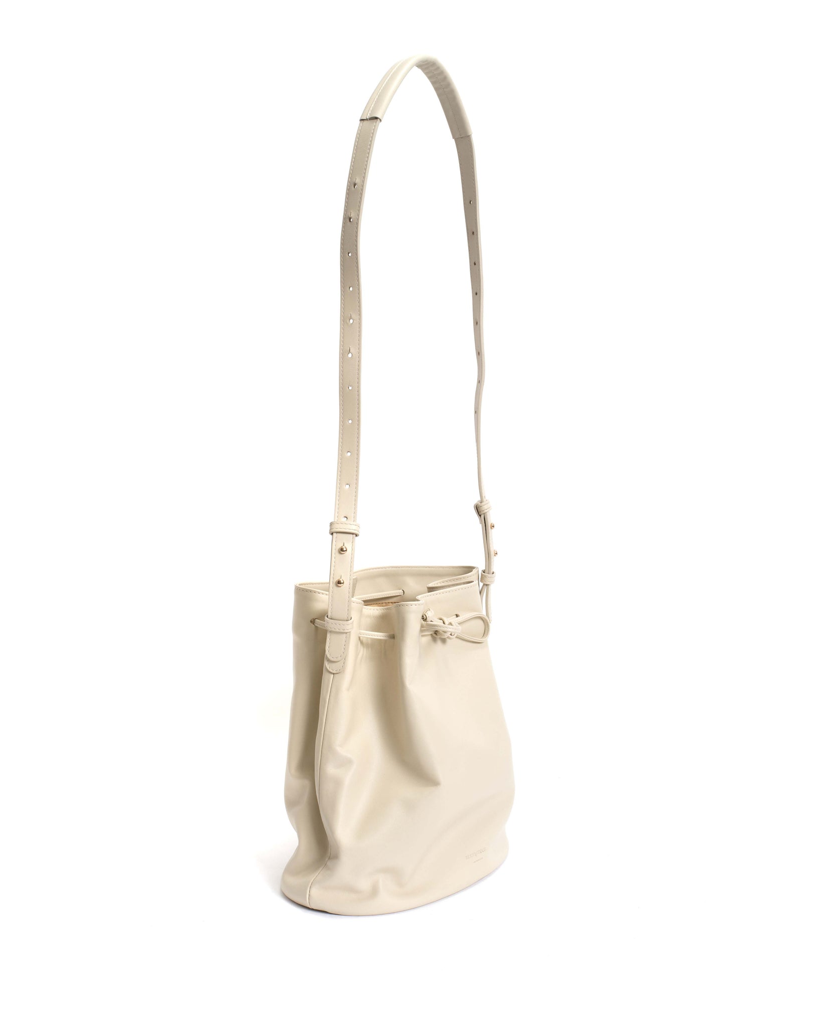 Kacey grand bucket bag Soft calf White sand - Anonymous Copenhagen