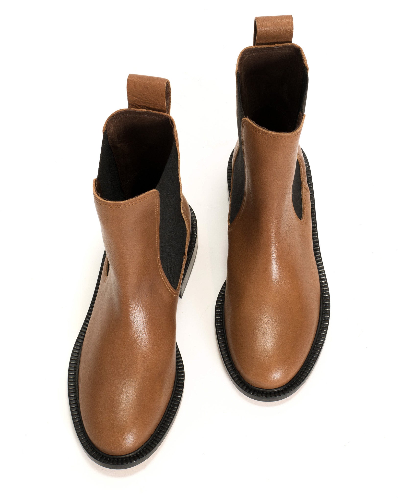 Laria Glossy grained vegetable tanned calf Cinnamon - Anonymous Copenhagen