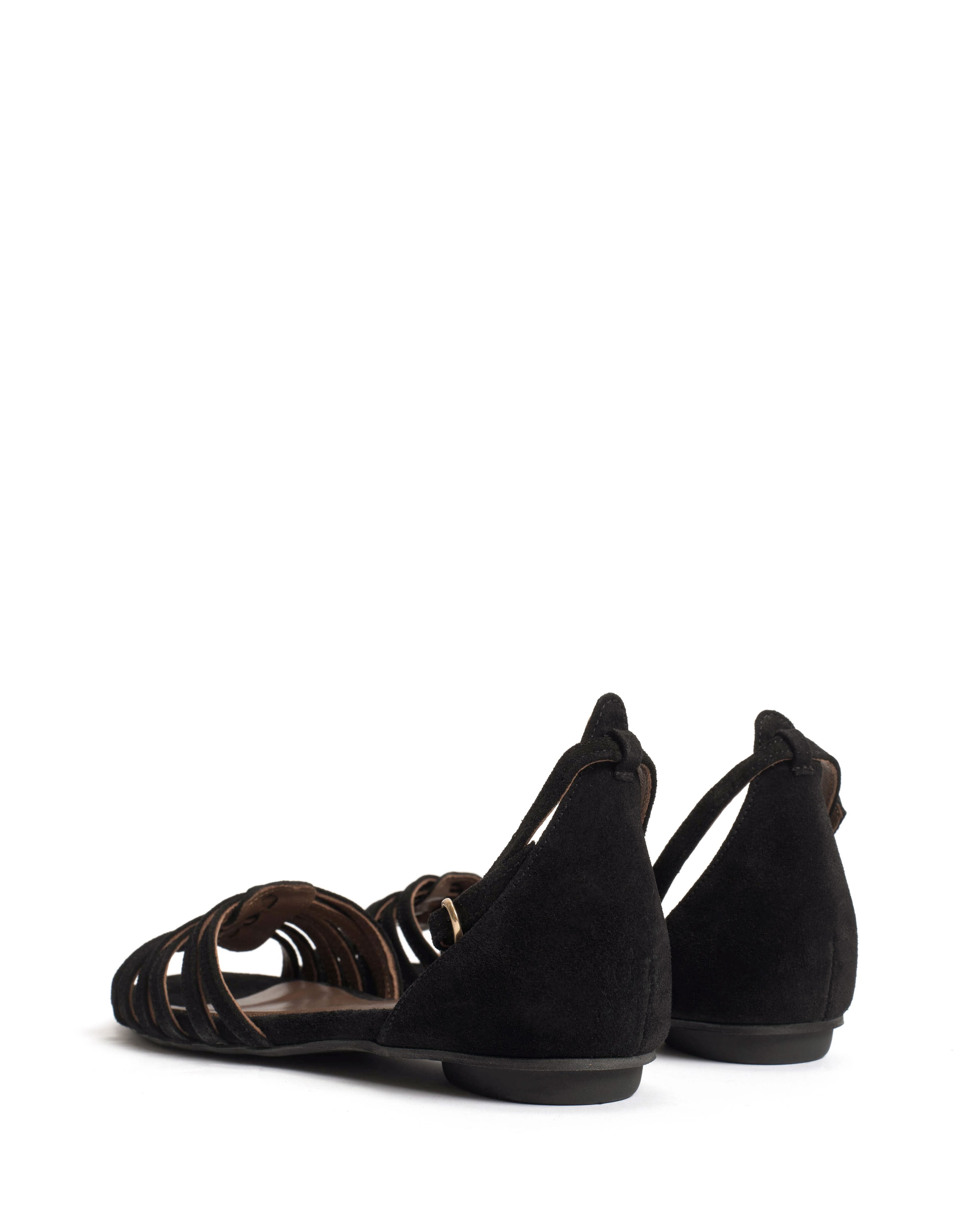 Mareike 10 Calf suede Black