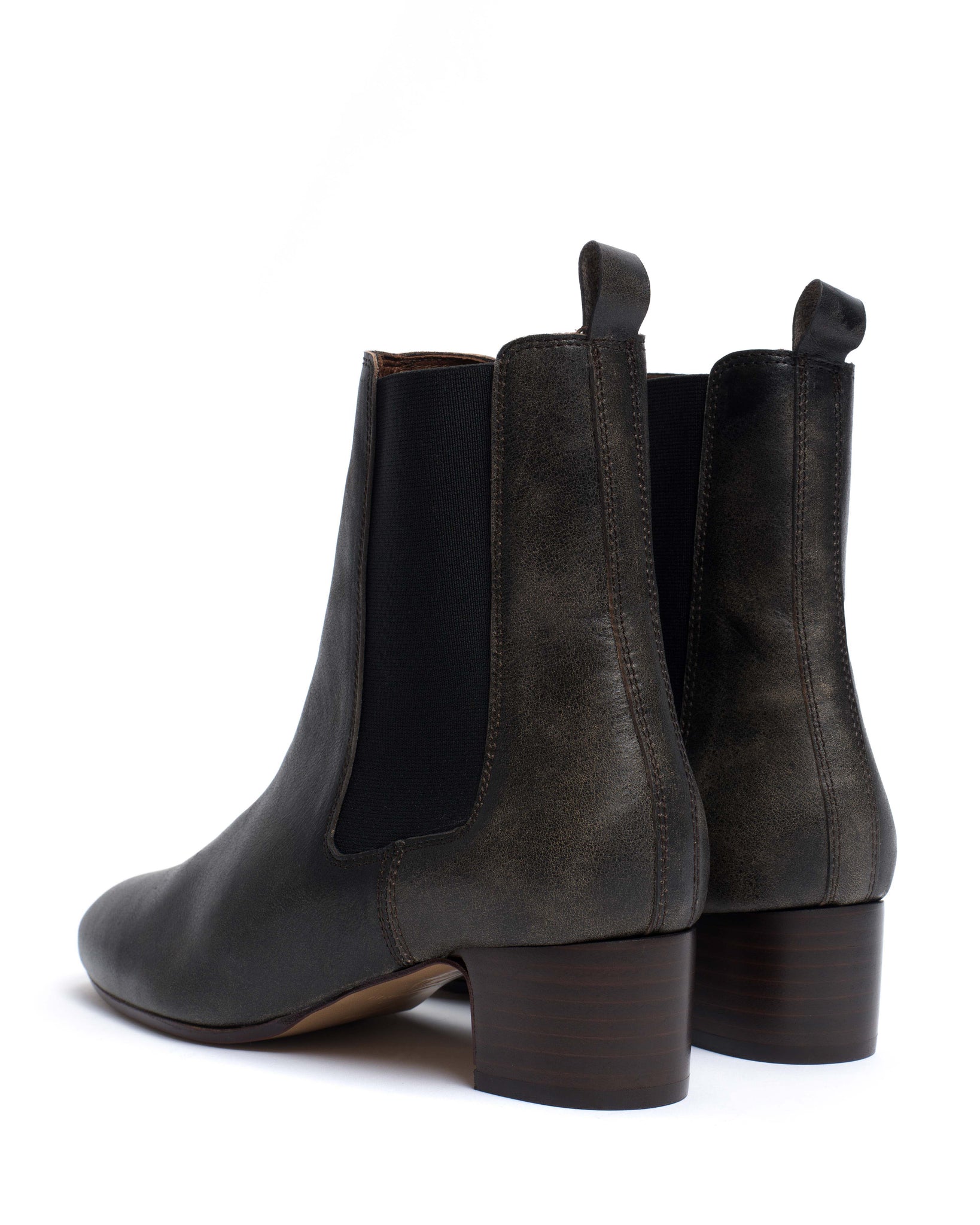 Niabella Distressed vegetable tanned calf Off black - Anonymous Copenhagen