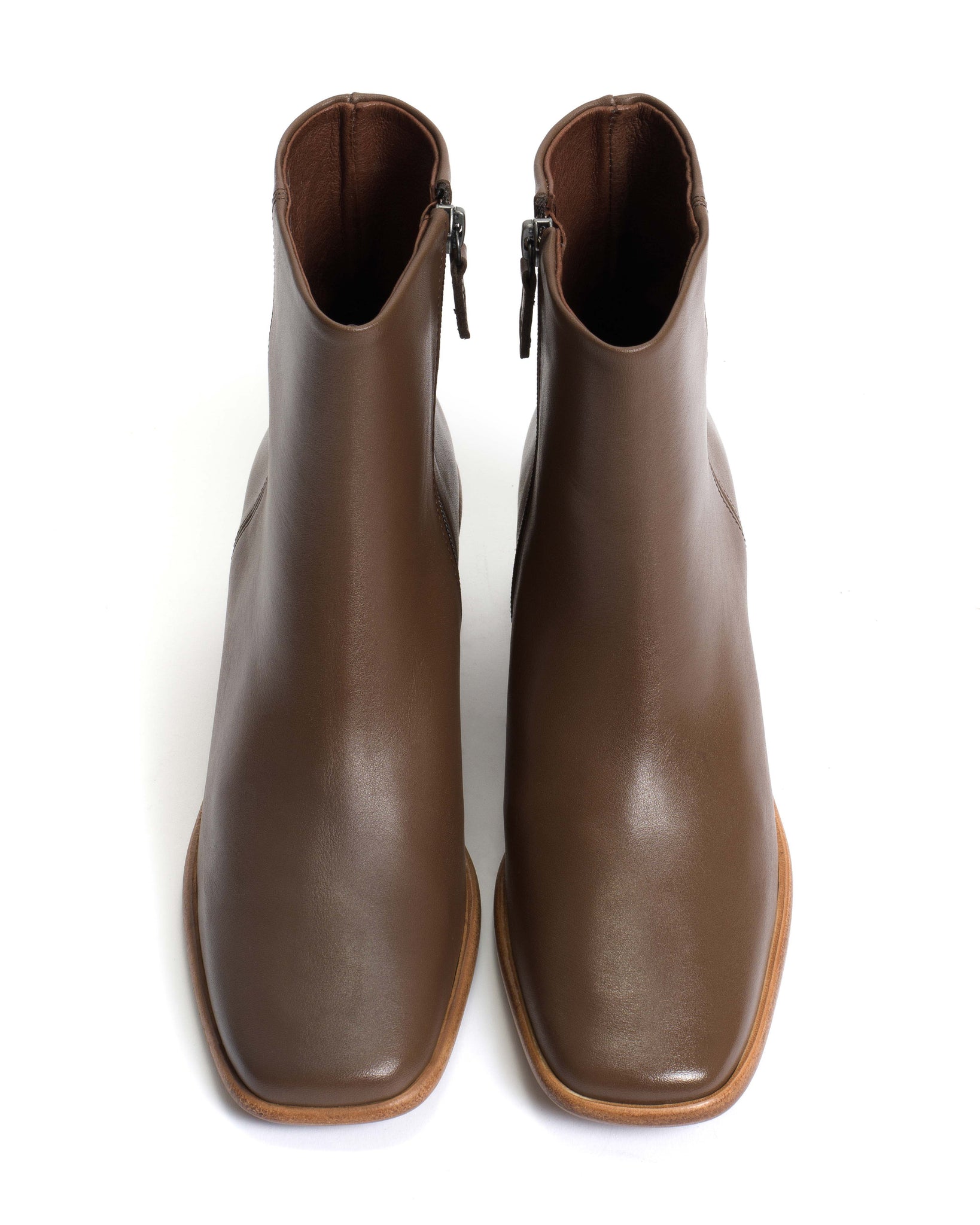 Orielle Soft calf Dark taupe - Anonymous Copenhagen