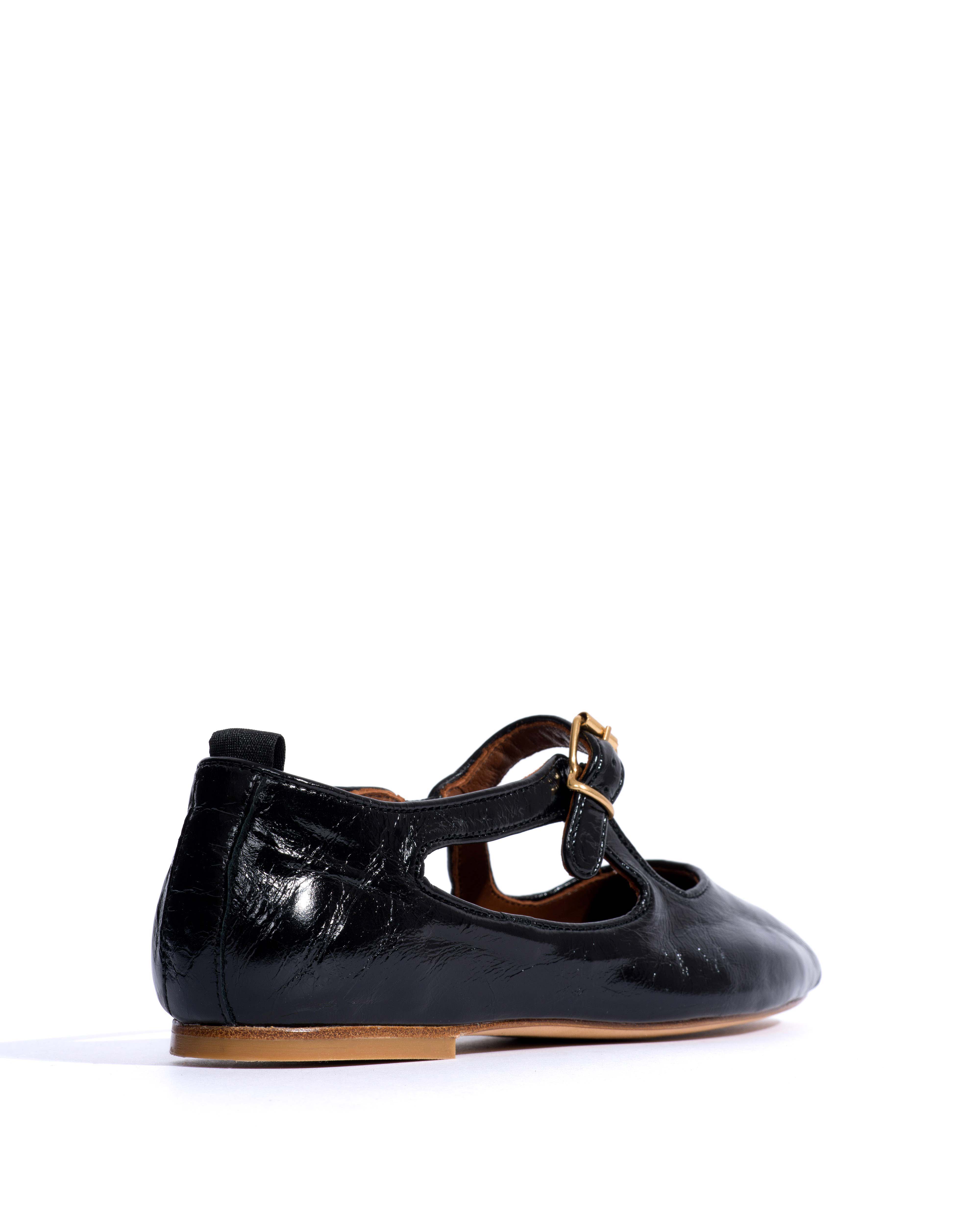 Praise Crinkled polished goat Black
