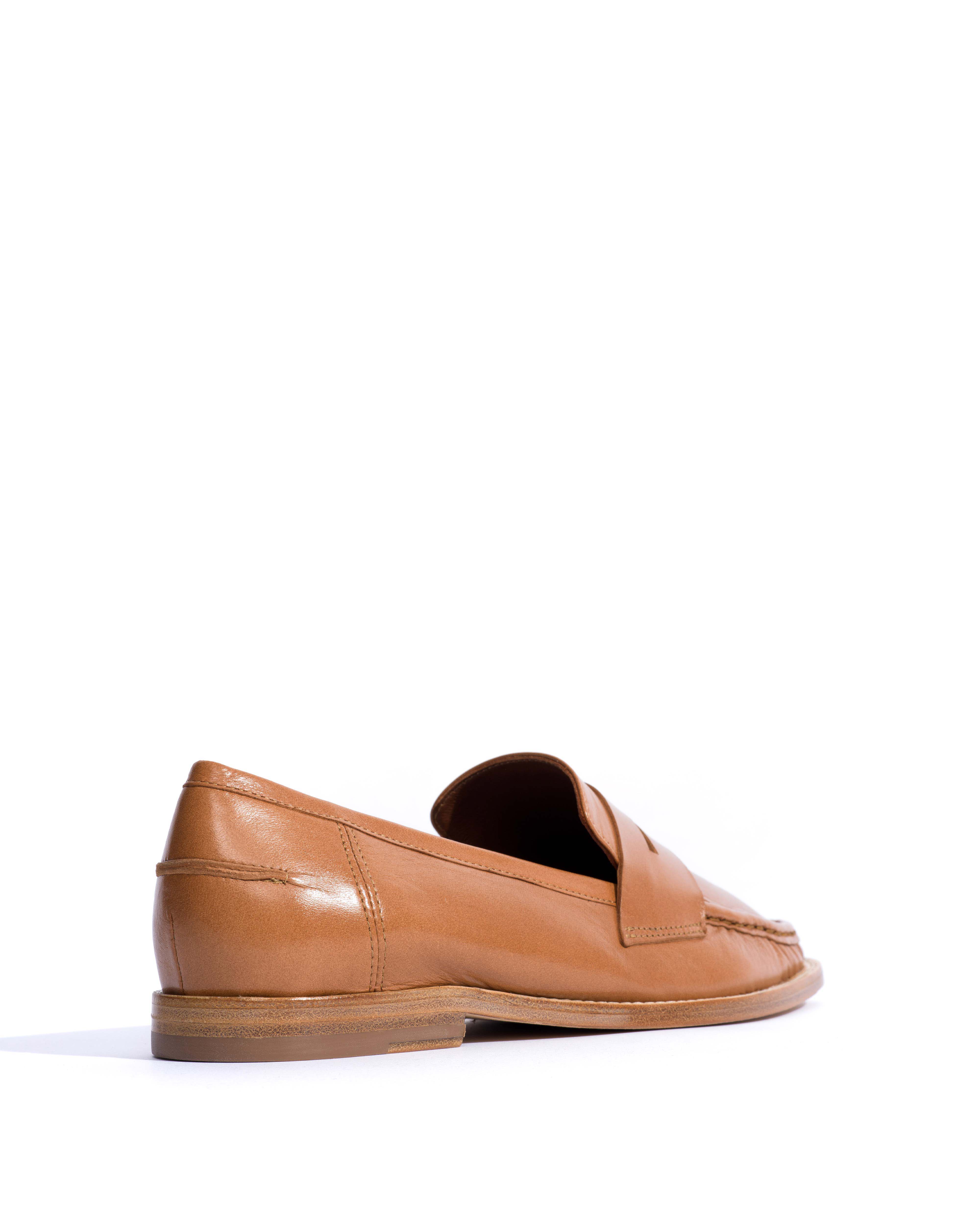 Jesha Shiny lamb Caramel
