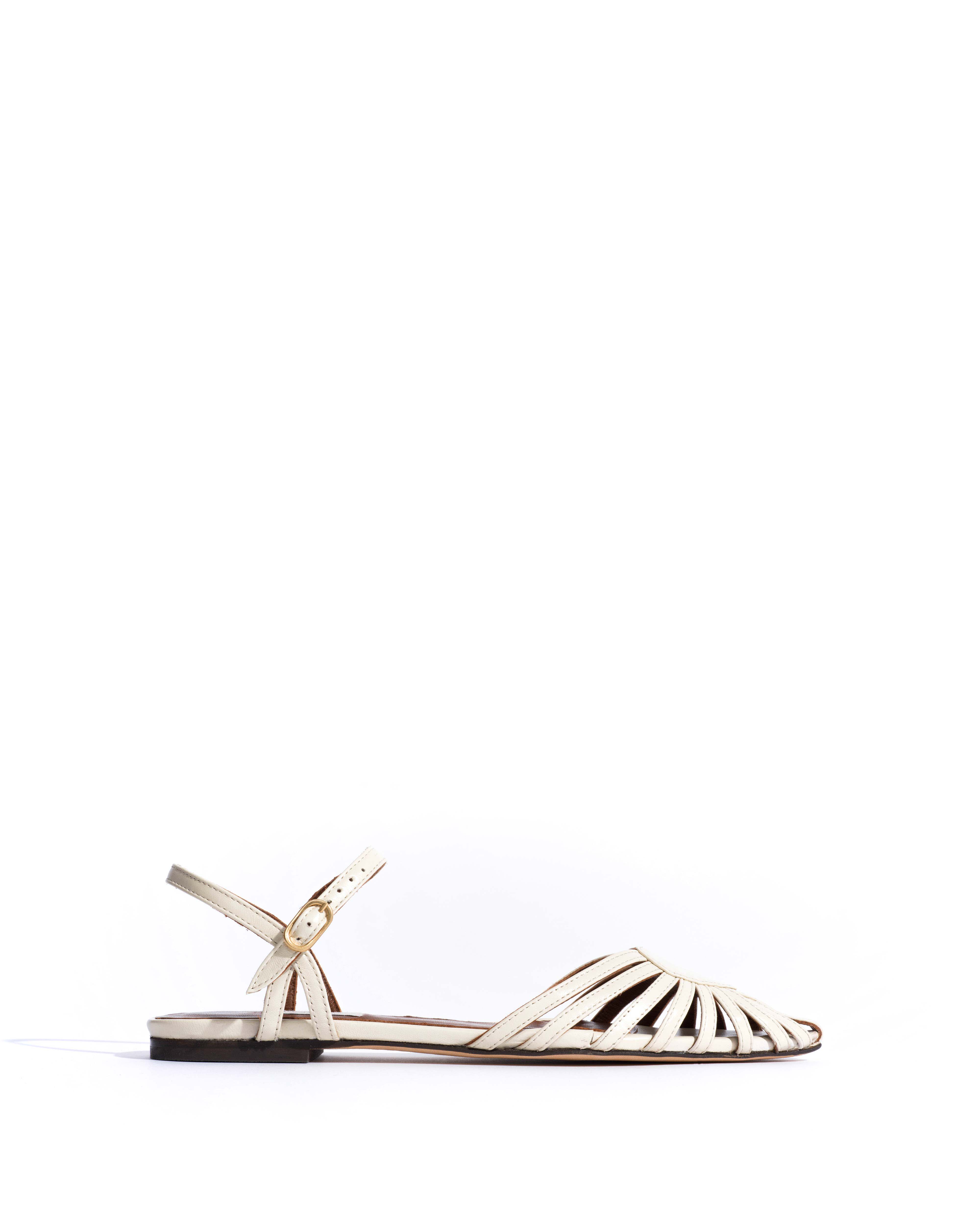 Keesha 10 Shiny lamb White sand