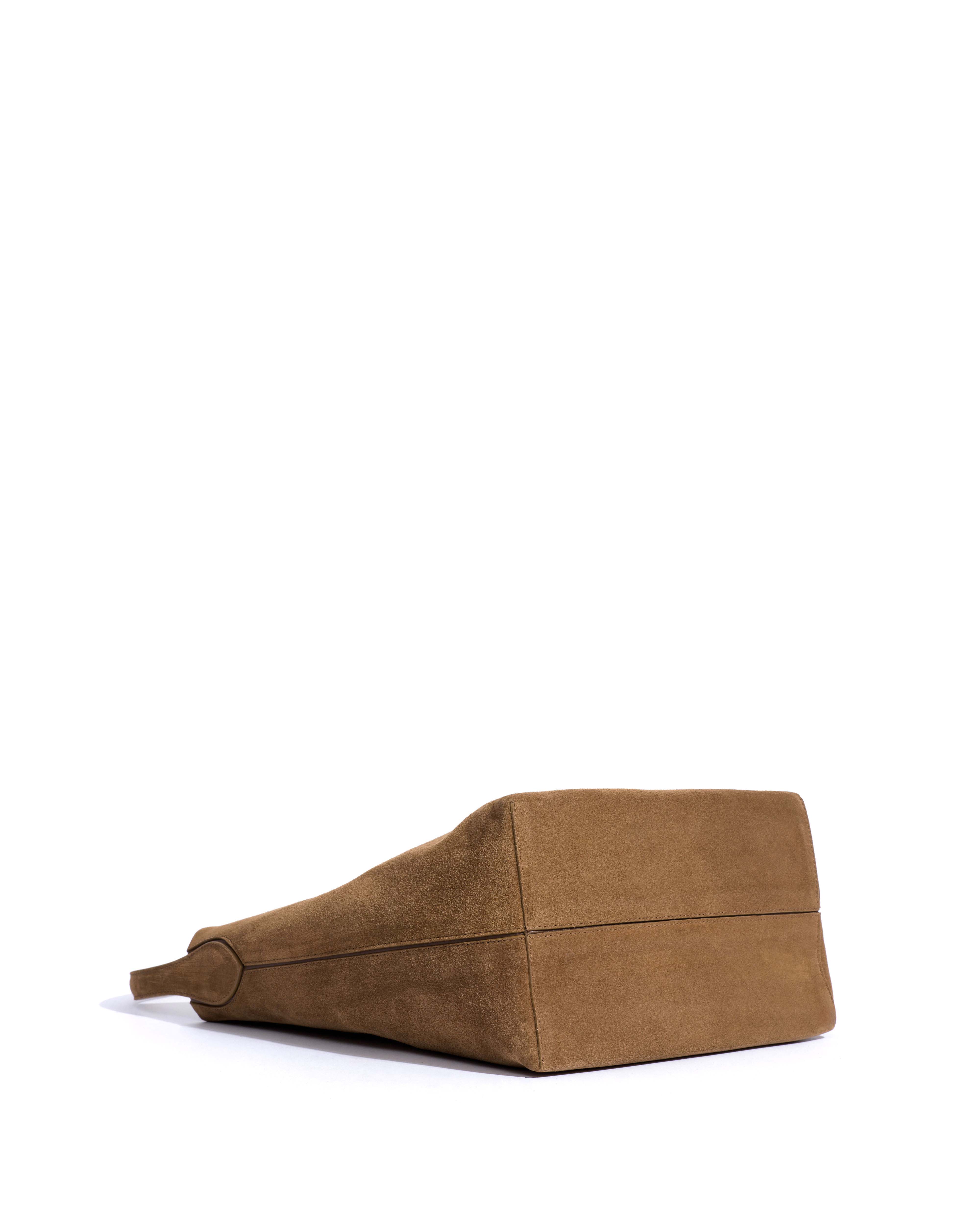 Versa everyday bag Calf suede Cinnamon