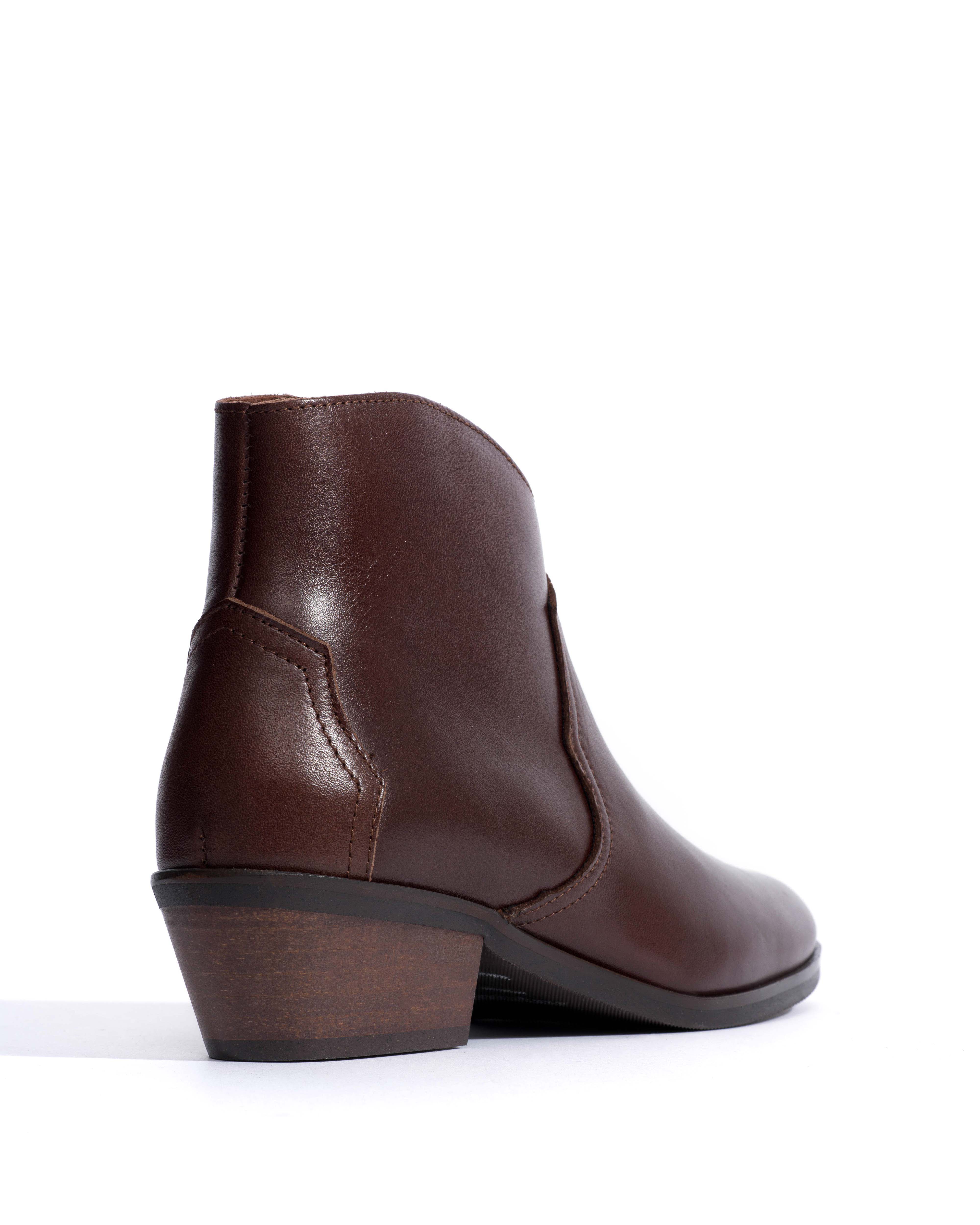 Fiona 35 Vegetal soft calf Coffee brown