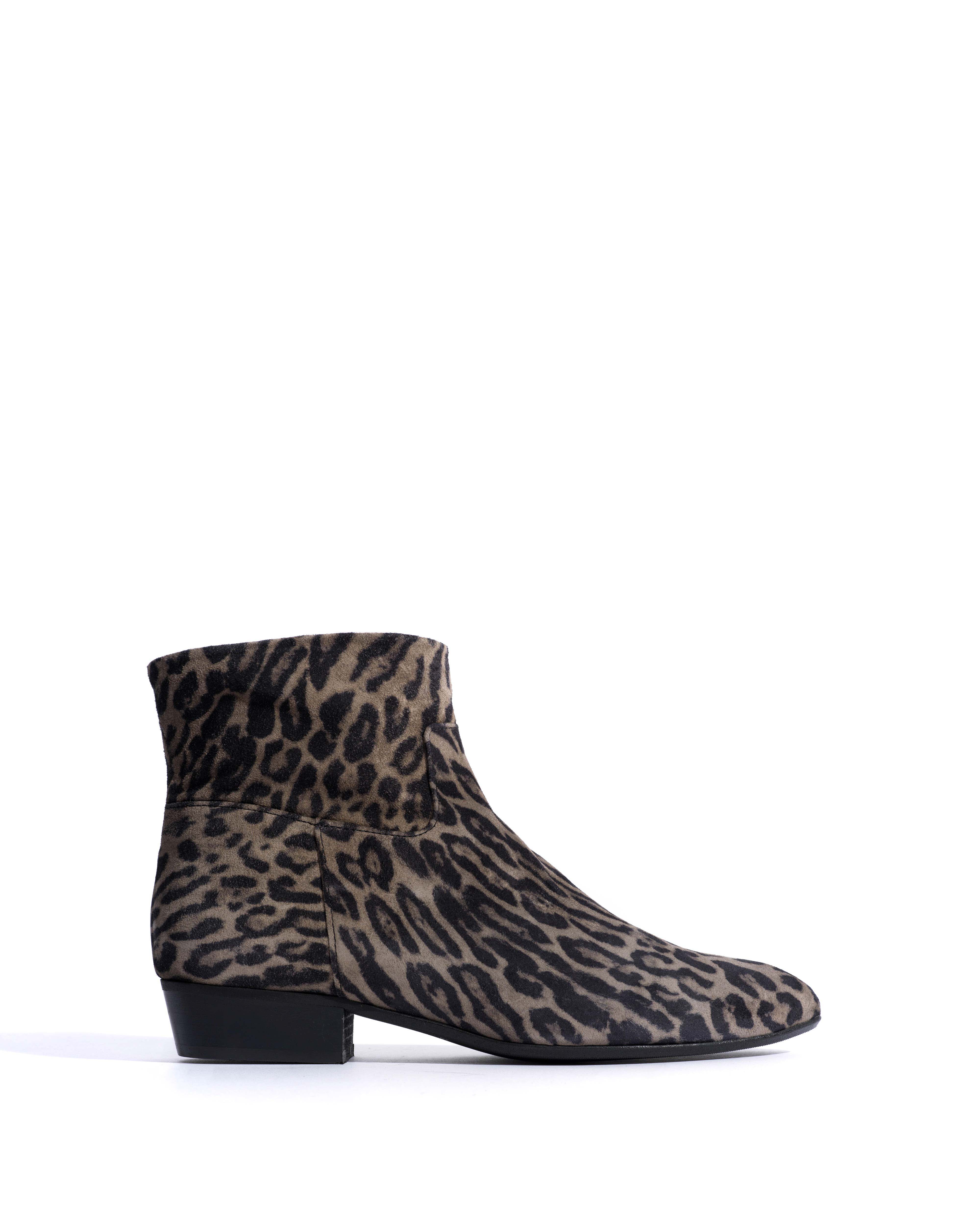 Morie 20 Calf suede print Snow leopard