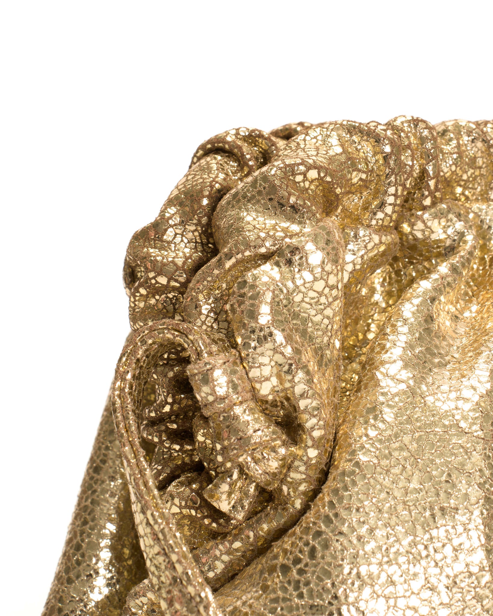 Hally grand cloud bag Crackled metallic goat Gold - Anonymous Copenhagen