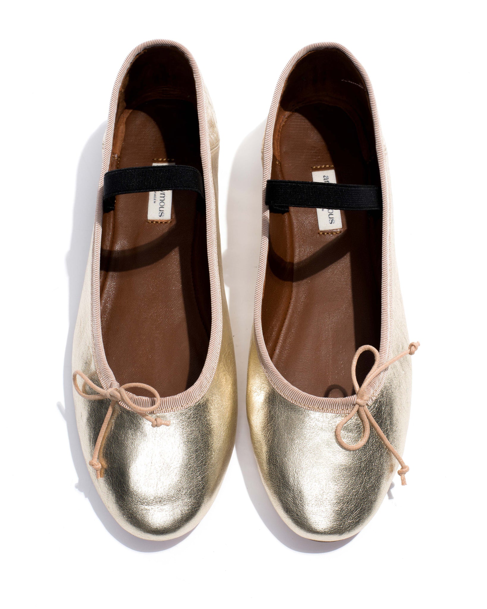 Rhina Grained metallic lamb Champagne - Anonymous Copenhagen