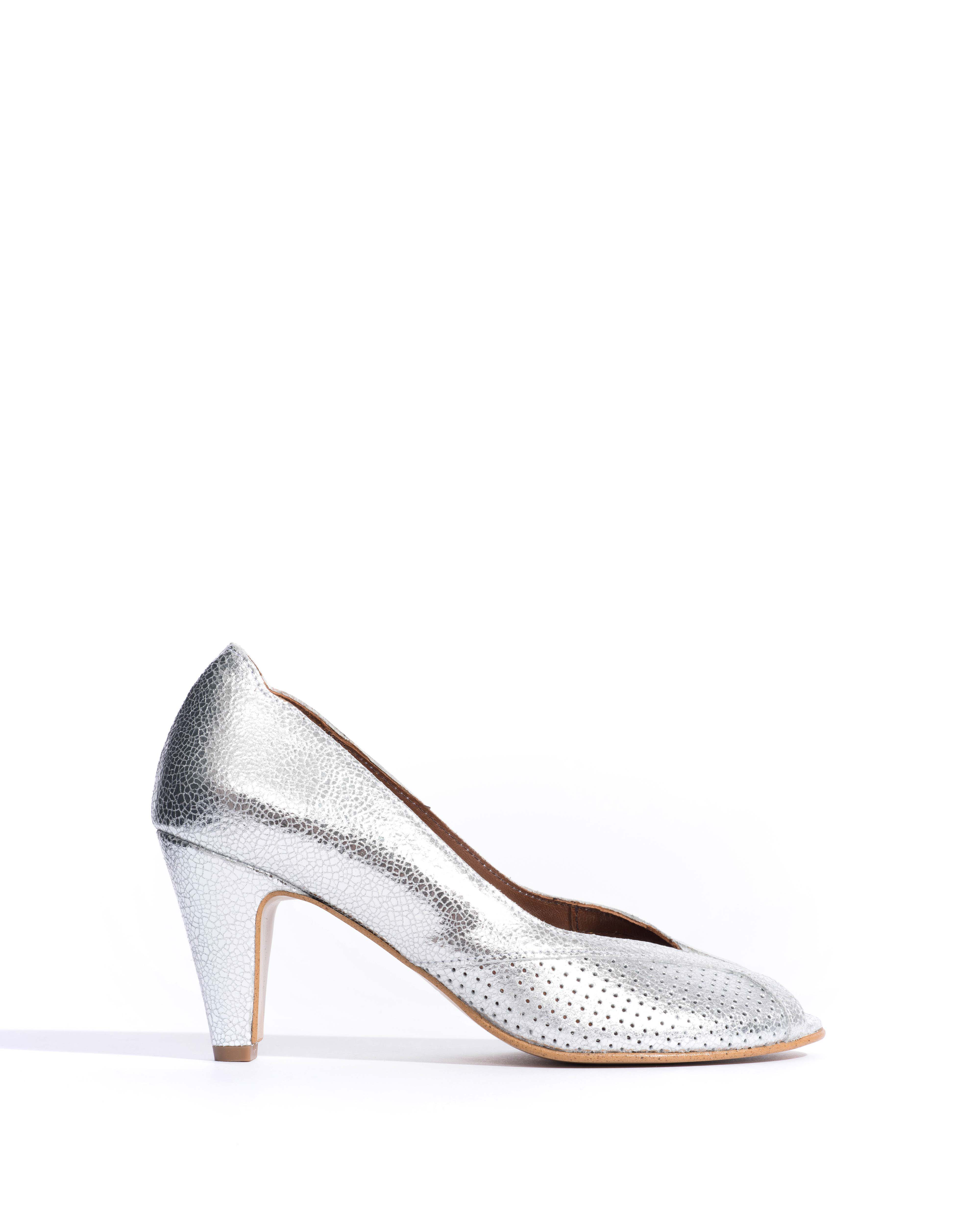 Alania Crackled metallic goat Silver