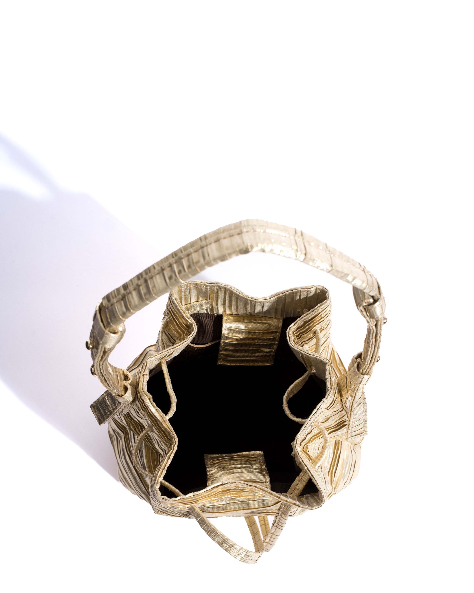 Kacey petite bucket bag Pleated satin Gold