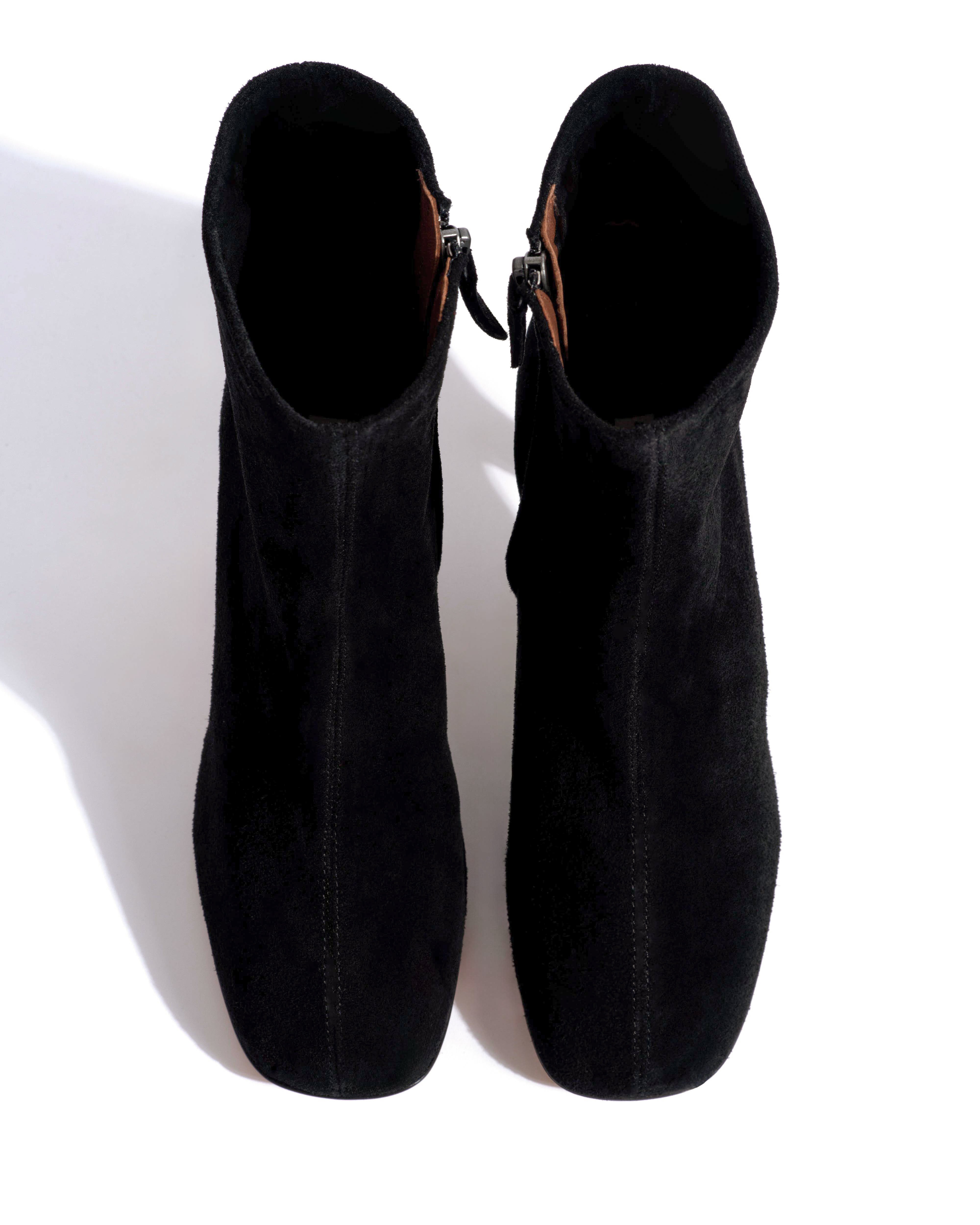 Adriana 80 Calf suede Black