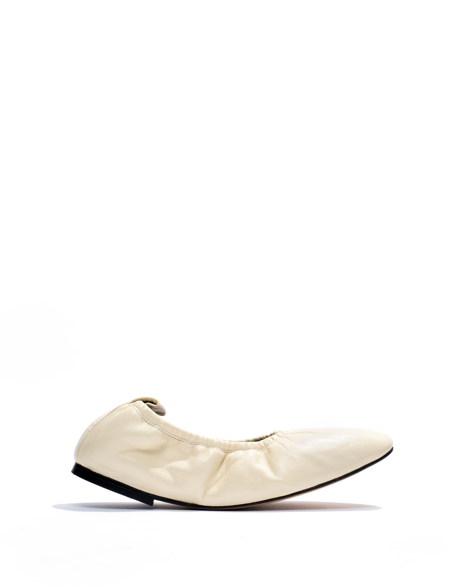 Mirelda Silky lamb White sand - Anonymous Copenhagen