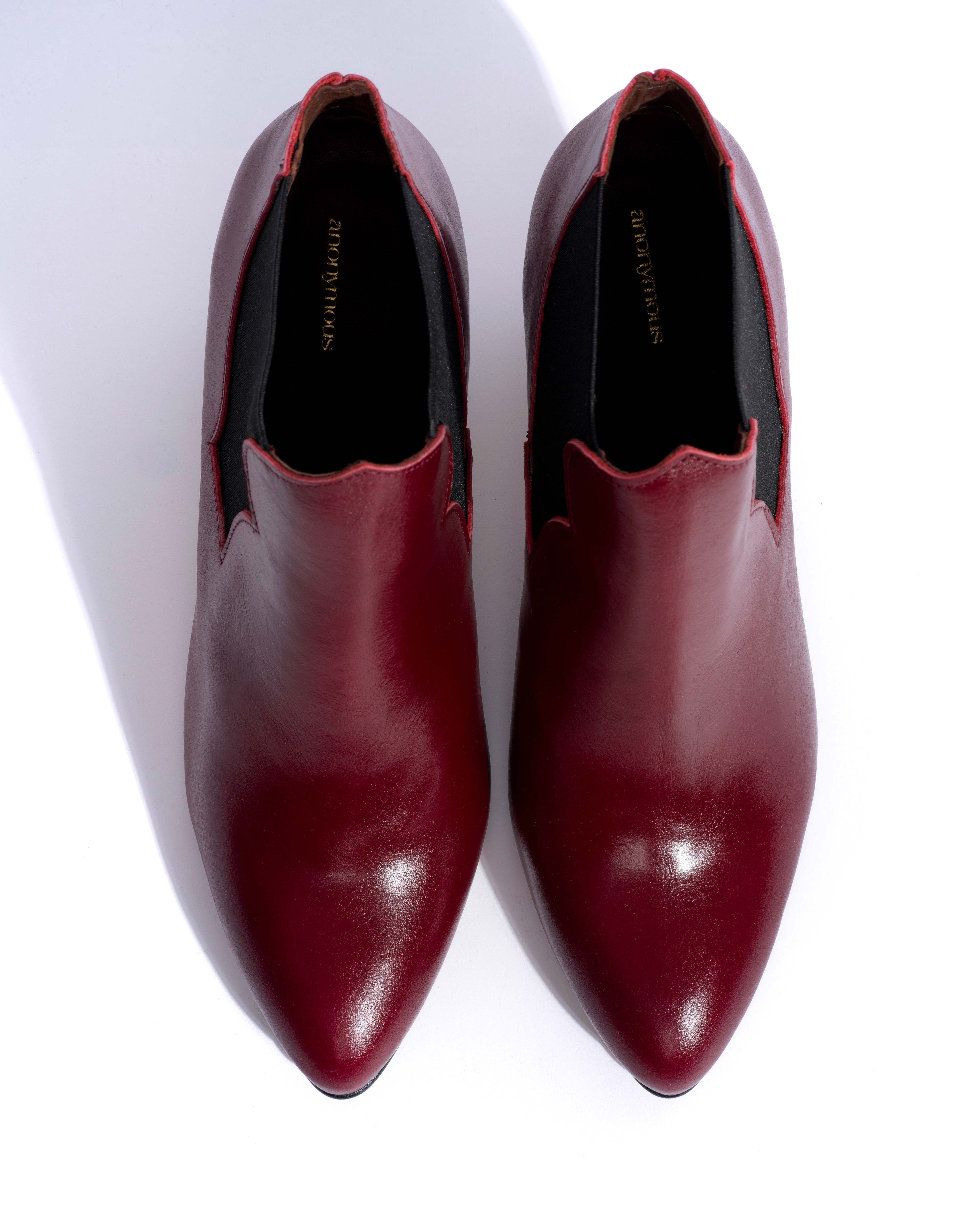 Shalli 50 stiletto Crinkled polished goat Pomegranate
