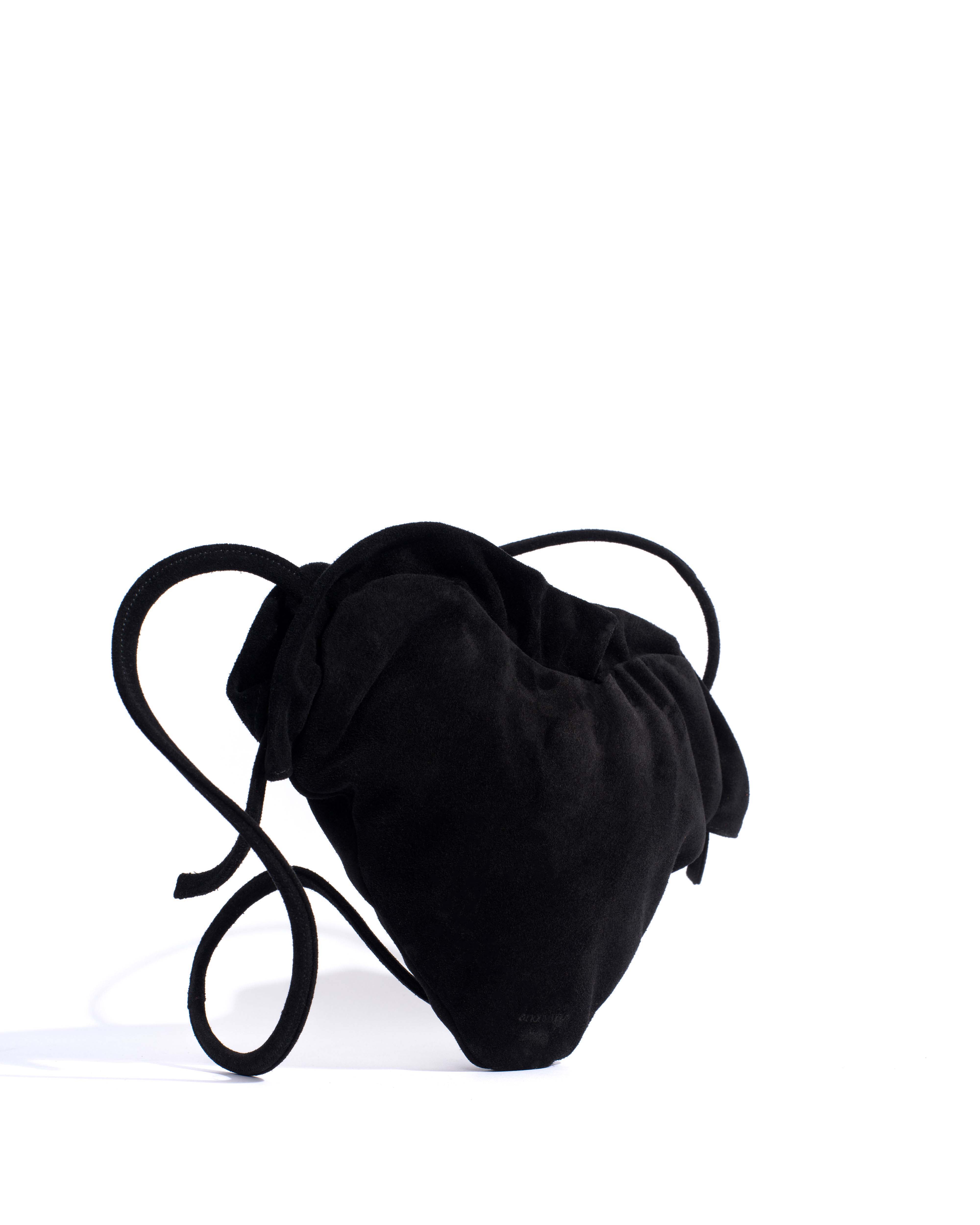 Zally heart bag Calf suede Black