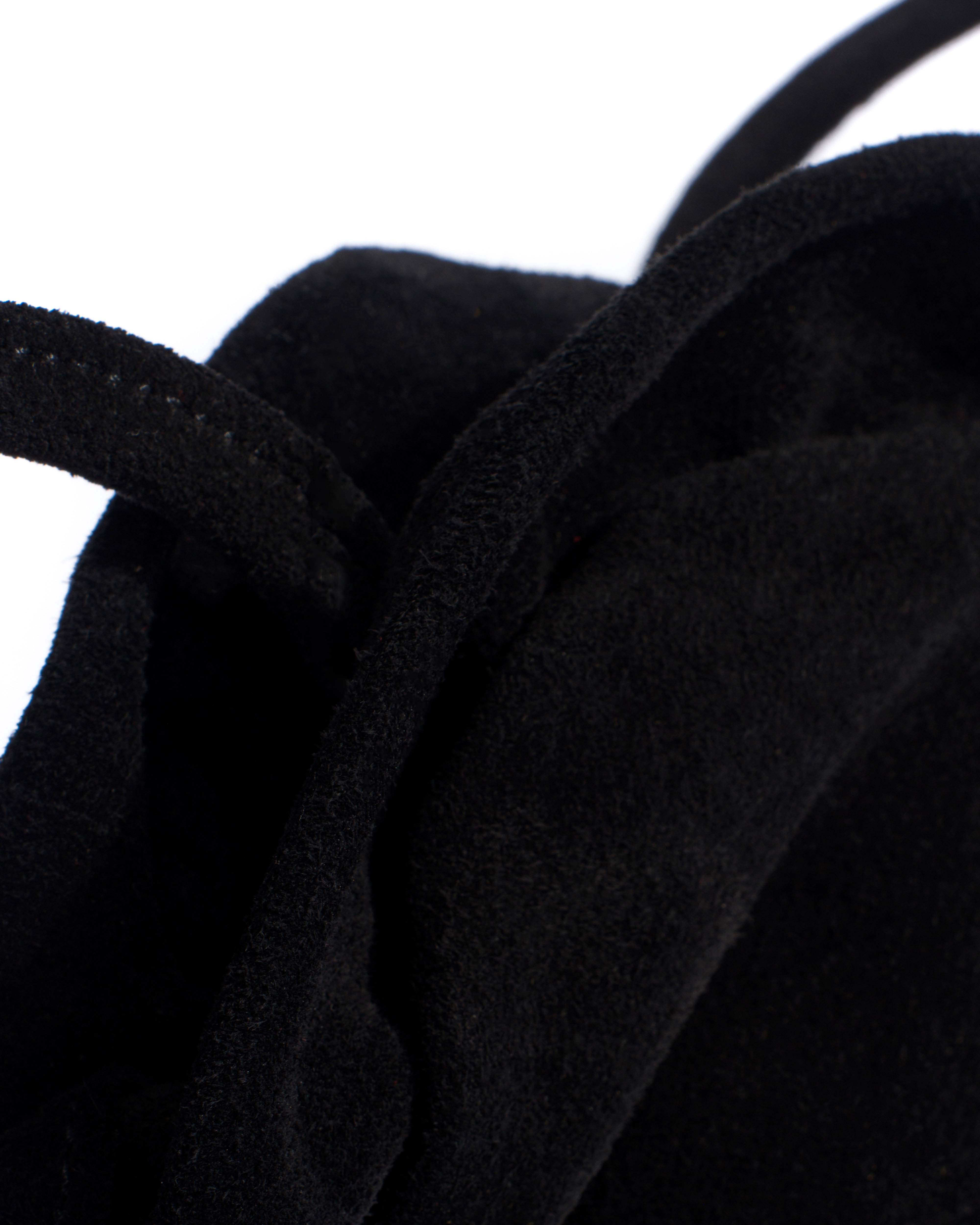 Zally heart bag Calf suede Black