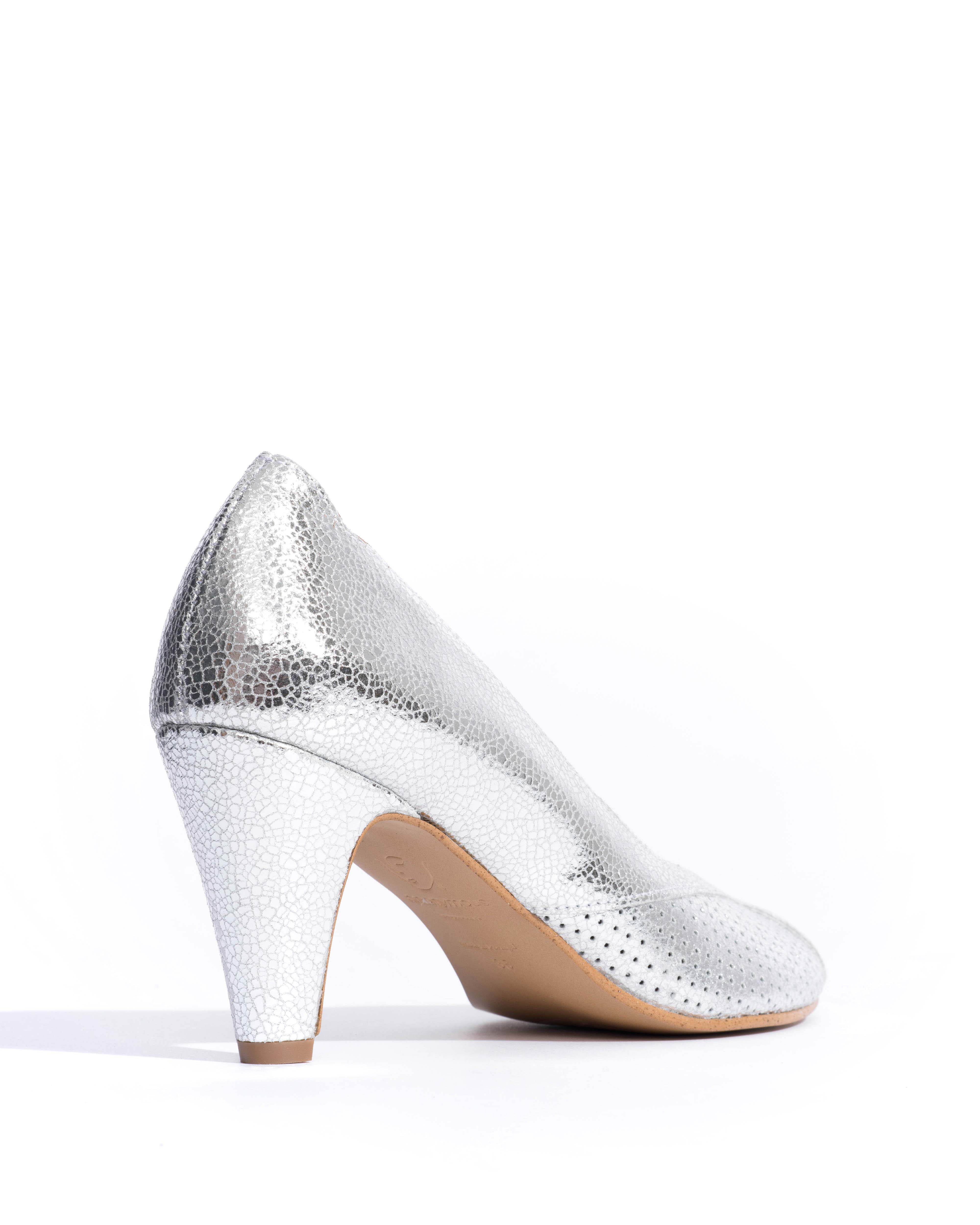 Alania Crackled metallic goat Silver